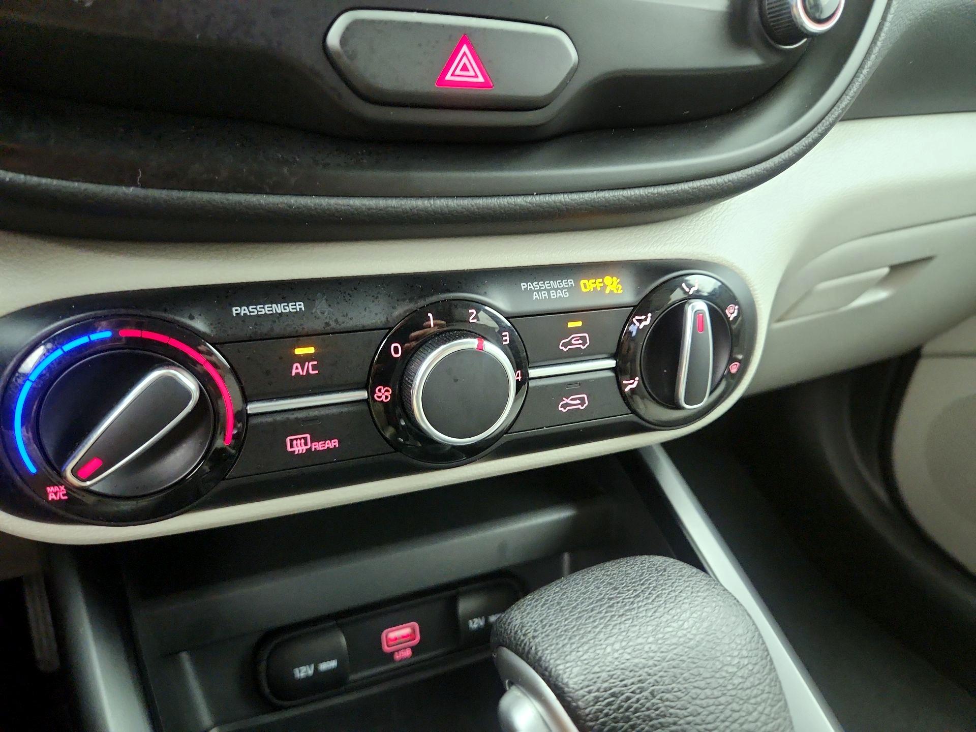 Thumbnail: 2021 Kia Soul - 16