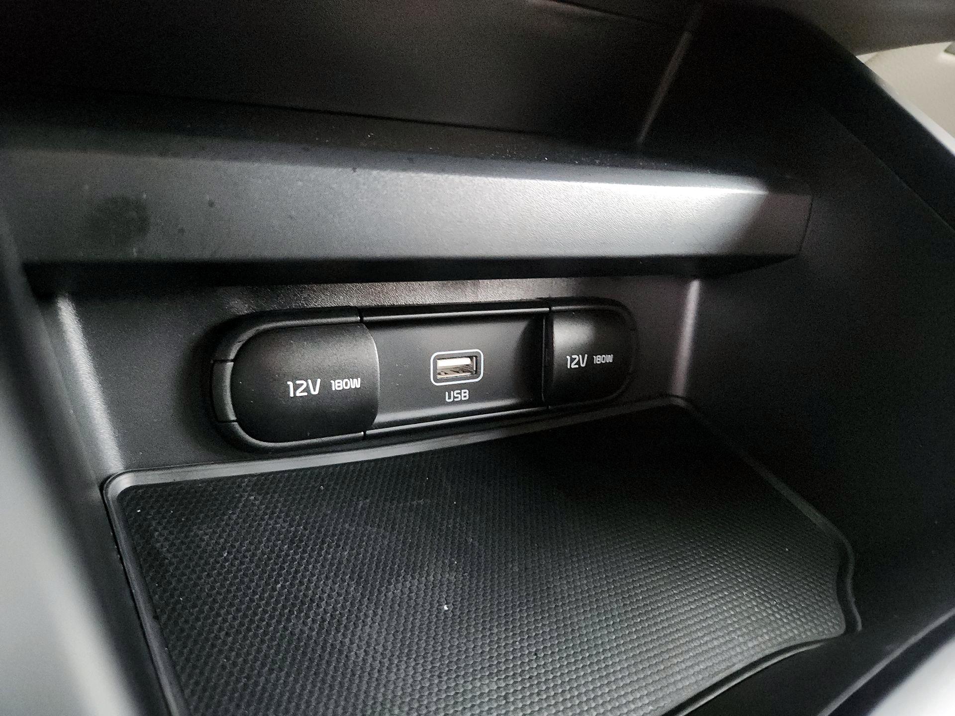 Thumbnail: 2021 Kia Soul - 18