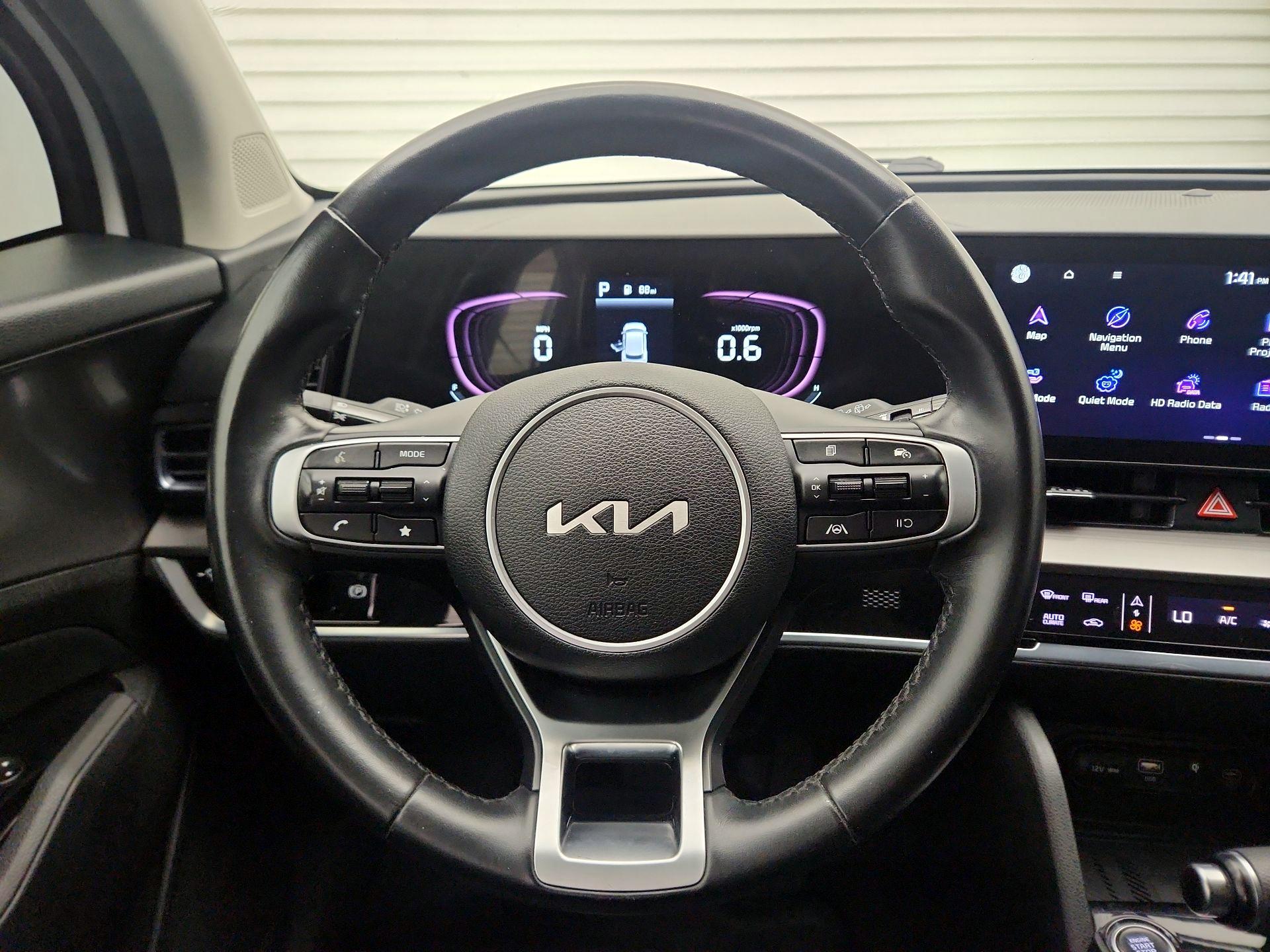 Thumbnail: 2023 Kia Sportage - 10