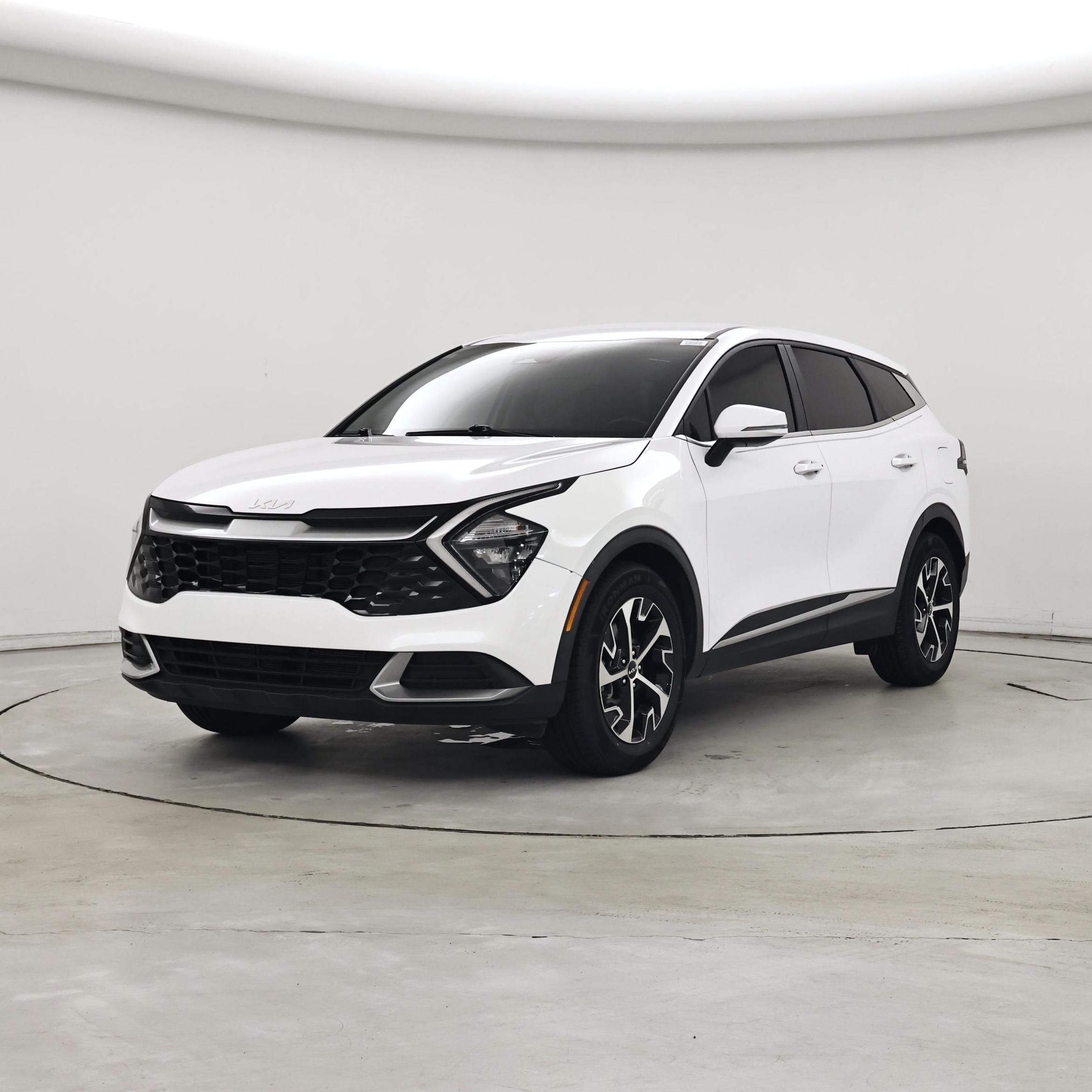 Thumbnail: 2023 Kia Sportage - 4