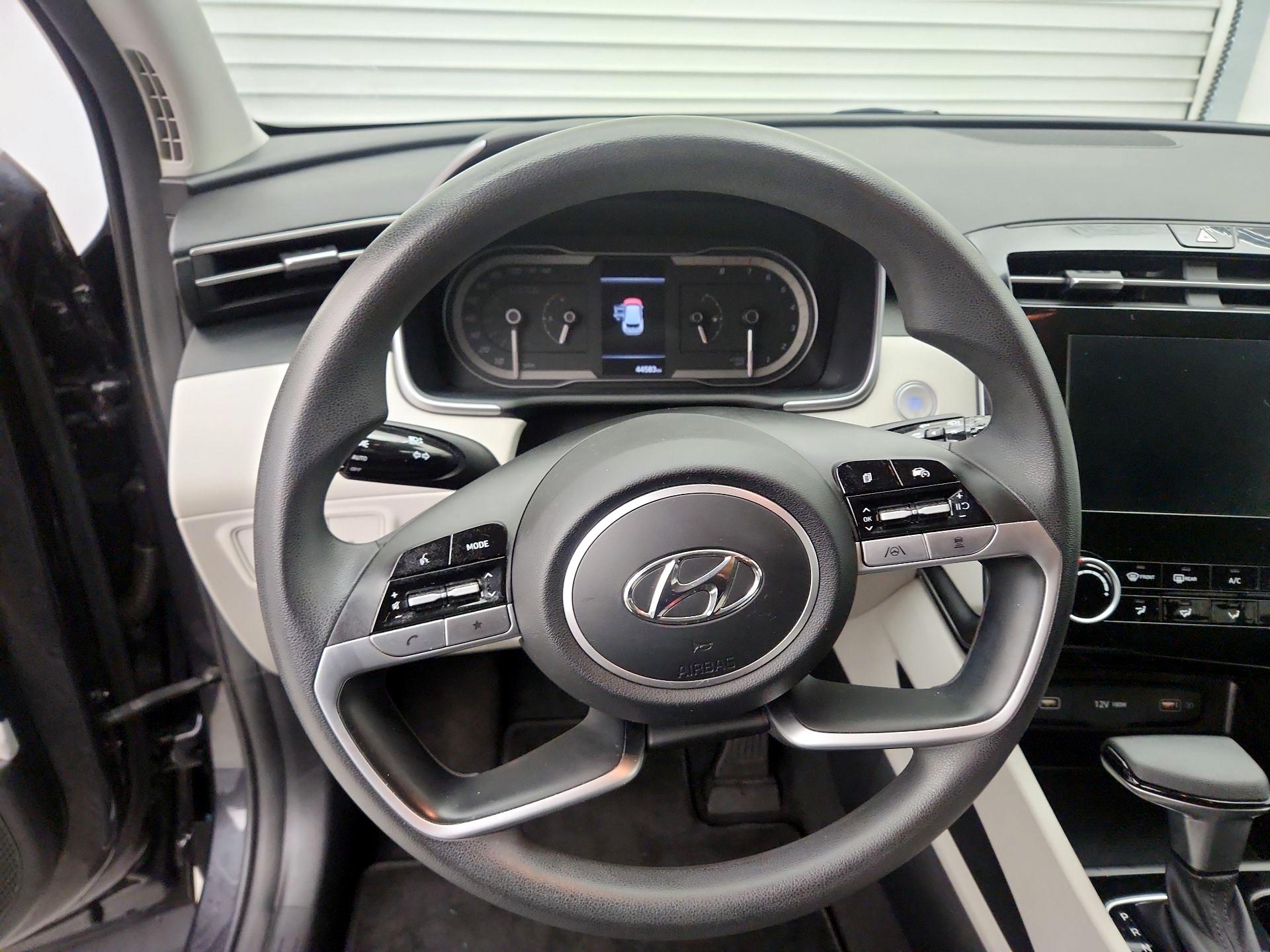 Thumbnail: 2022 Hyundai Tucson - 10
