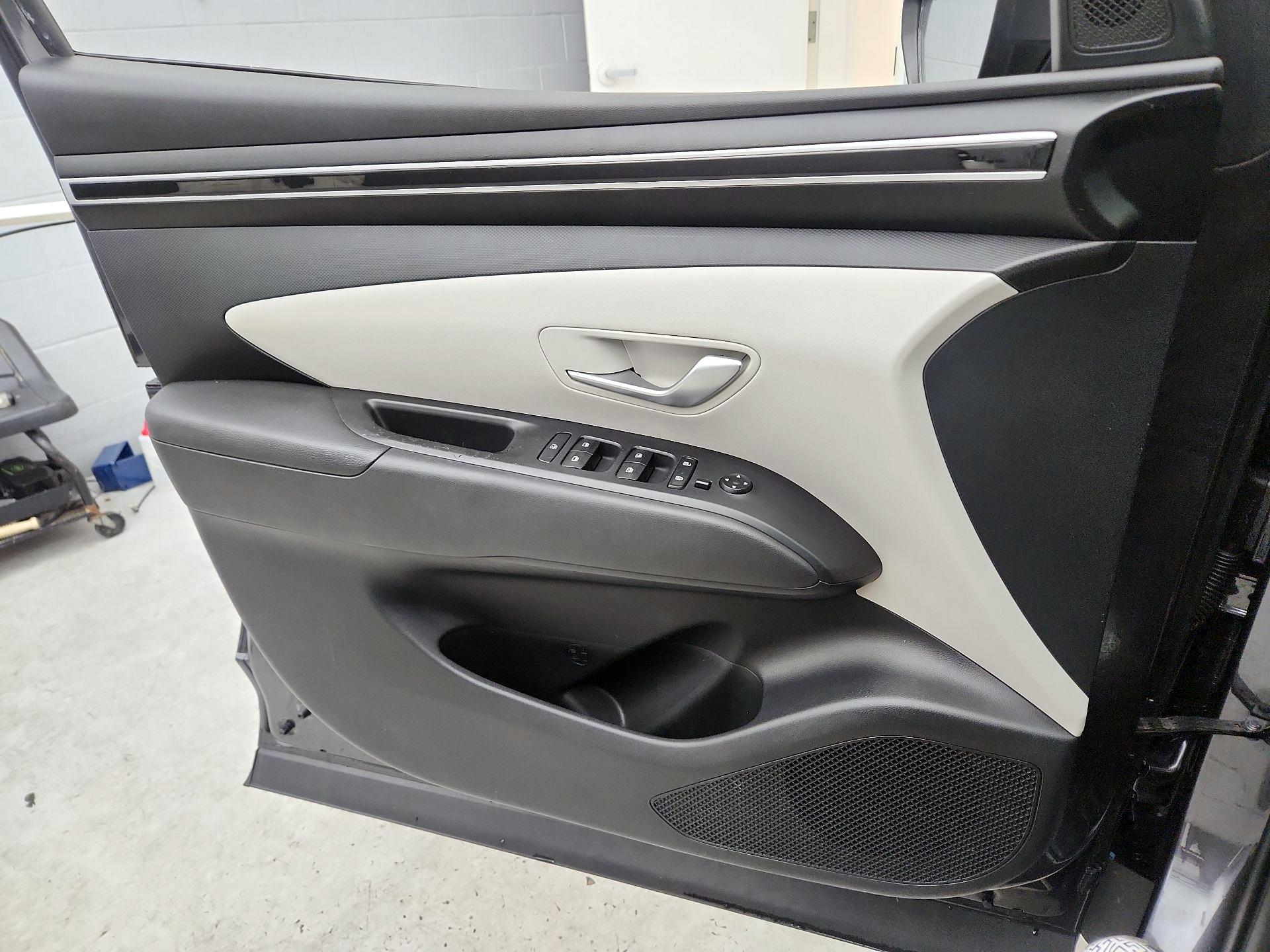 Thumbnail: 2022 Hyundai Tucson - 12