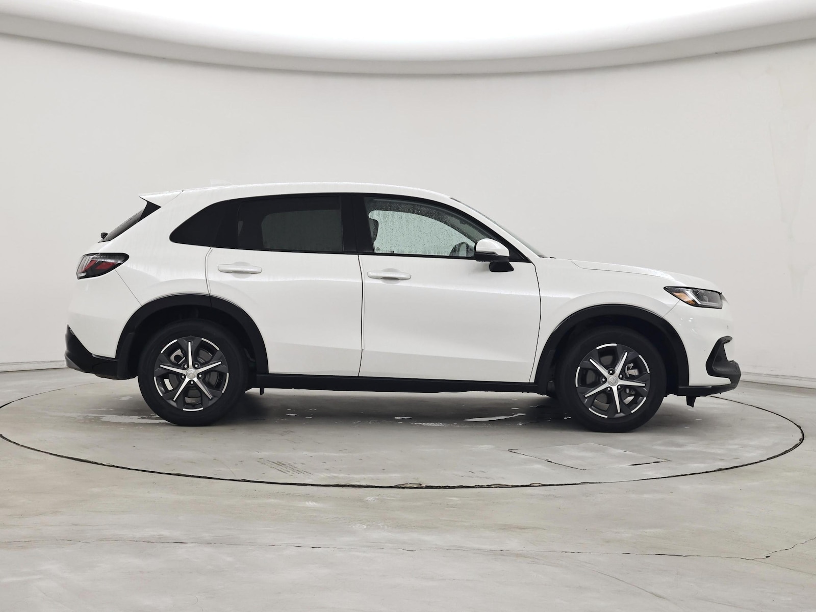 2025 Honda HR-V EX-L - Photo 8