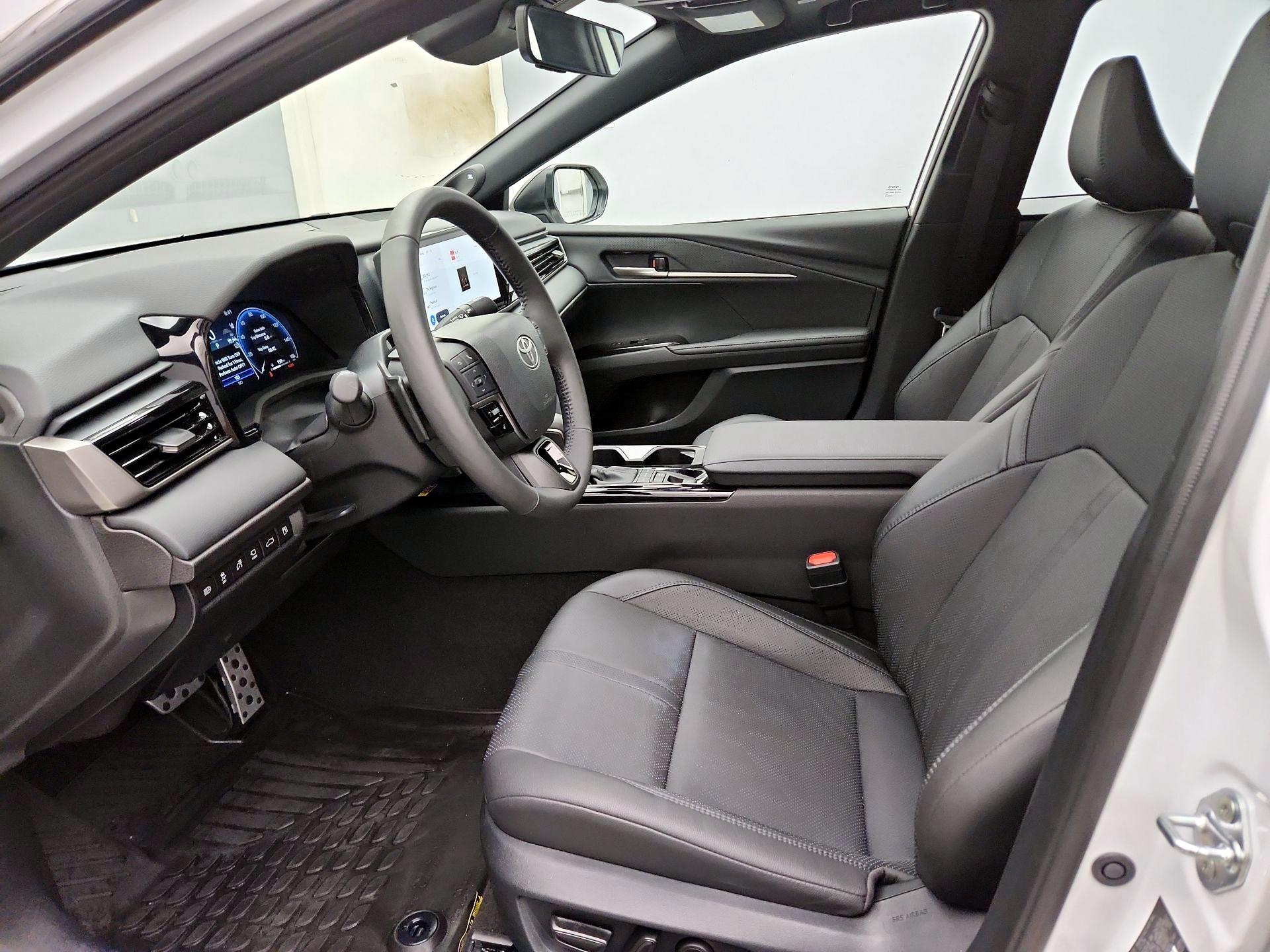 Thumbnail: 2025 Toyota Camry - 11