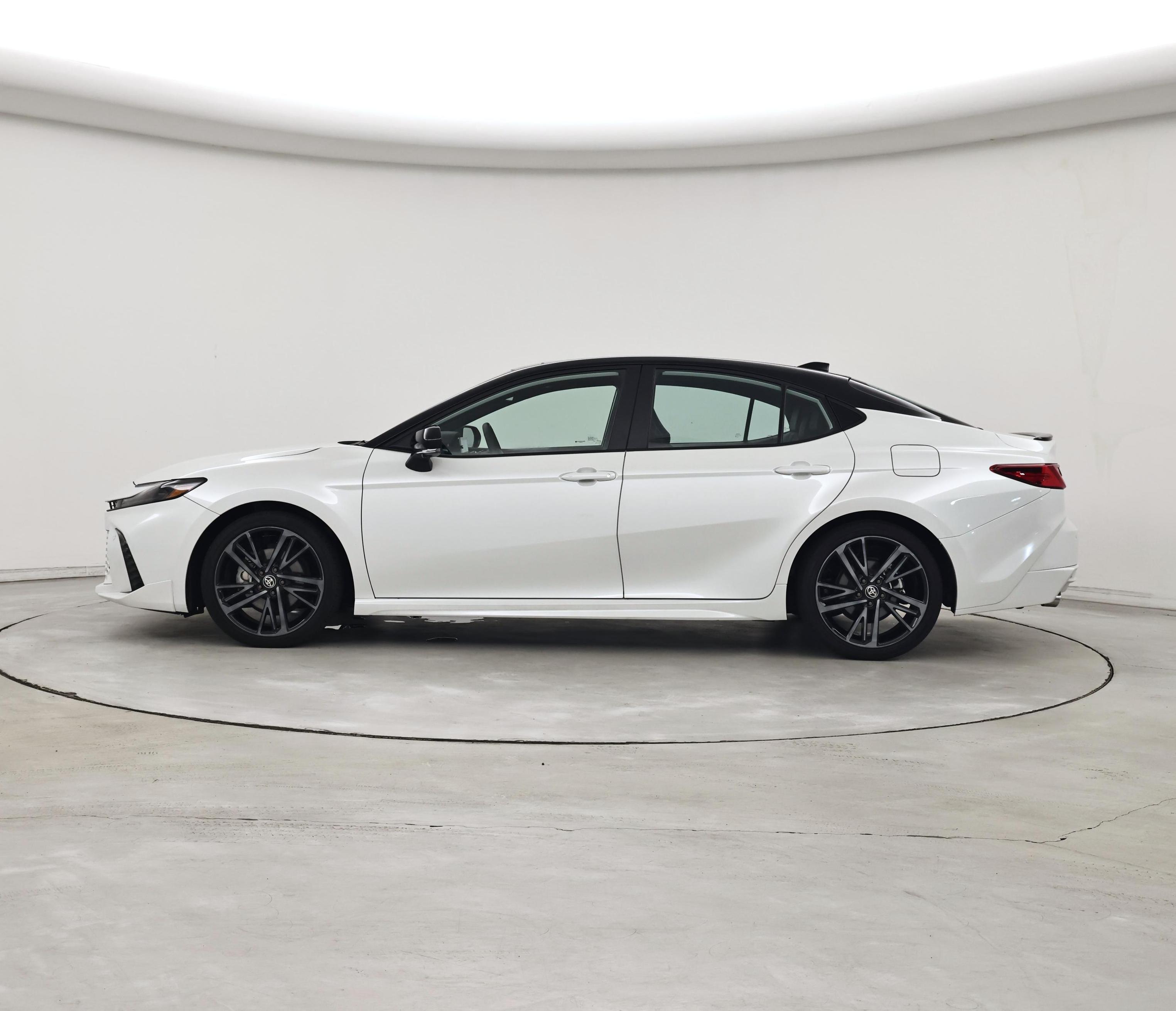 Thumbnail: 2025 Toyota Camry - 3