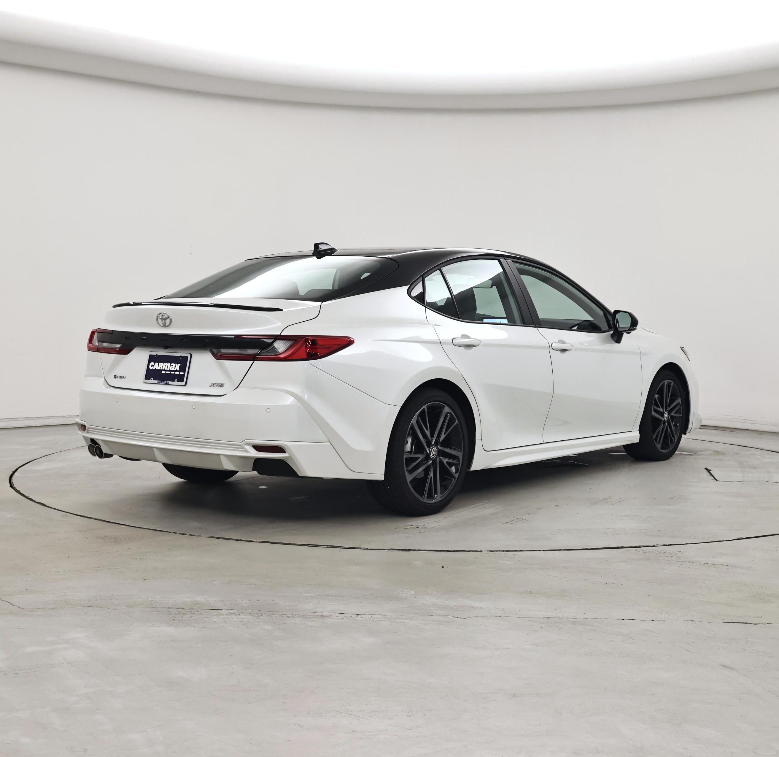 Thumbnail: 2025 Toyota Camry - 8