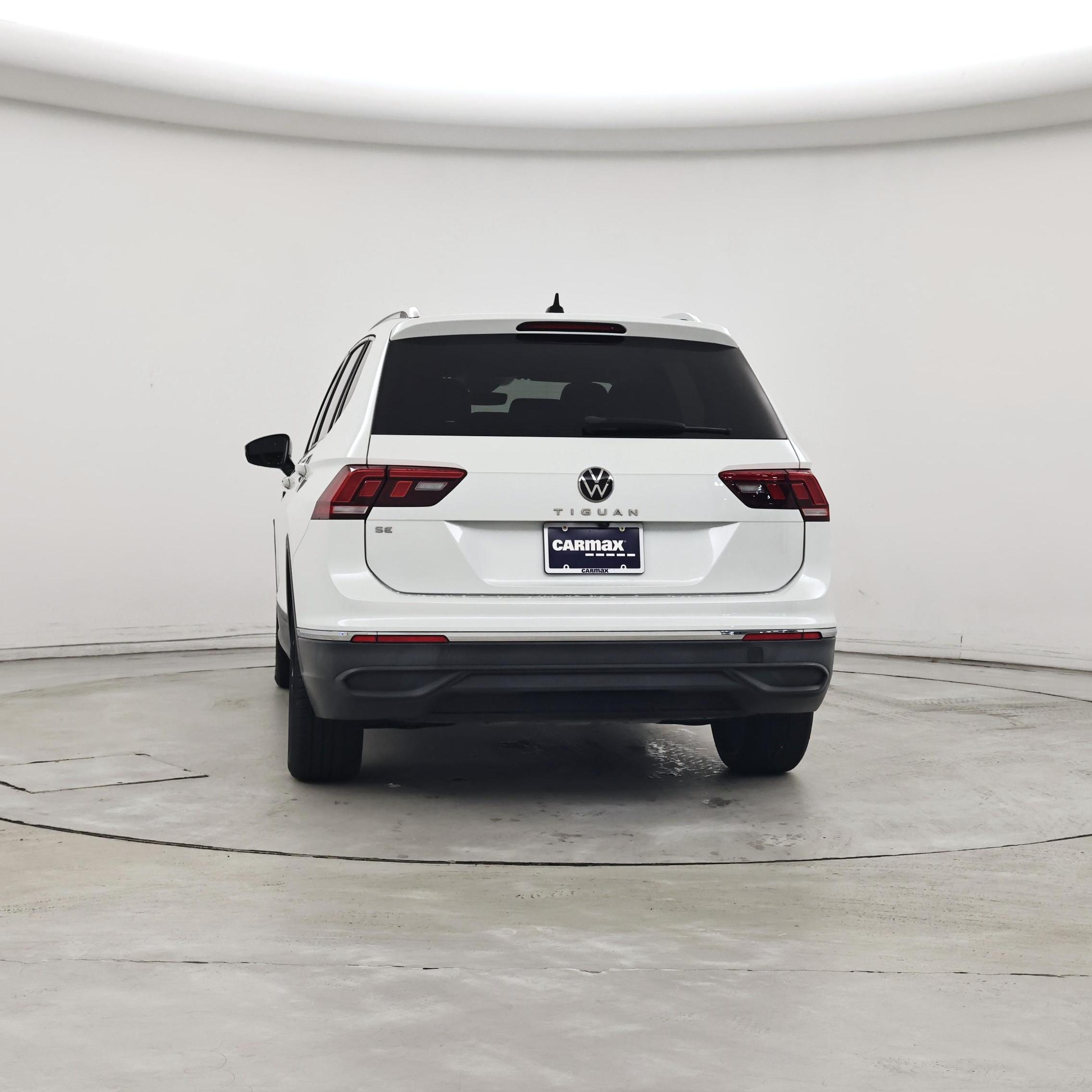 Thumbnail: 2023 Volkswagen Tiguan - 6