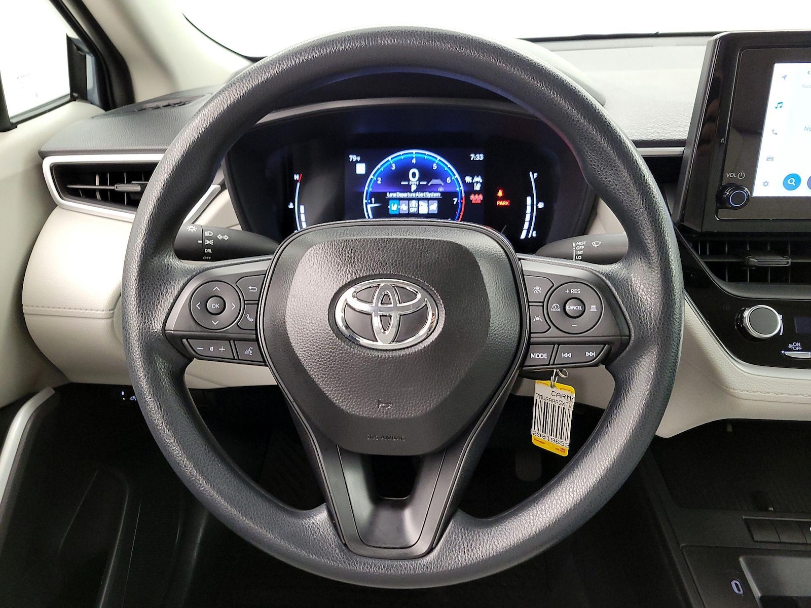 2026 Toyota Corolla Cross L - Photo 11