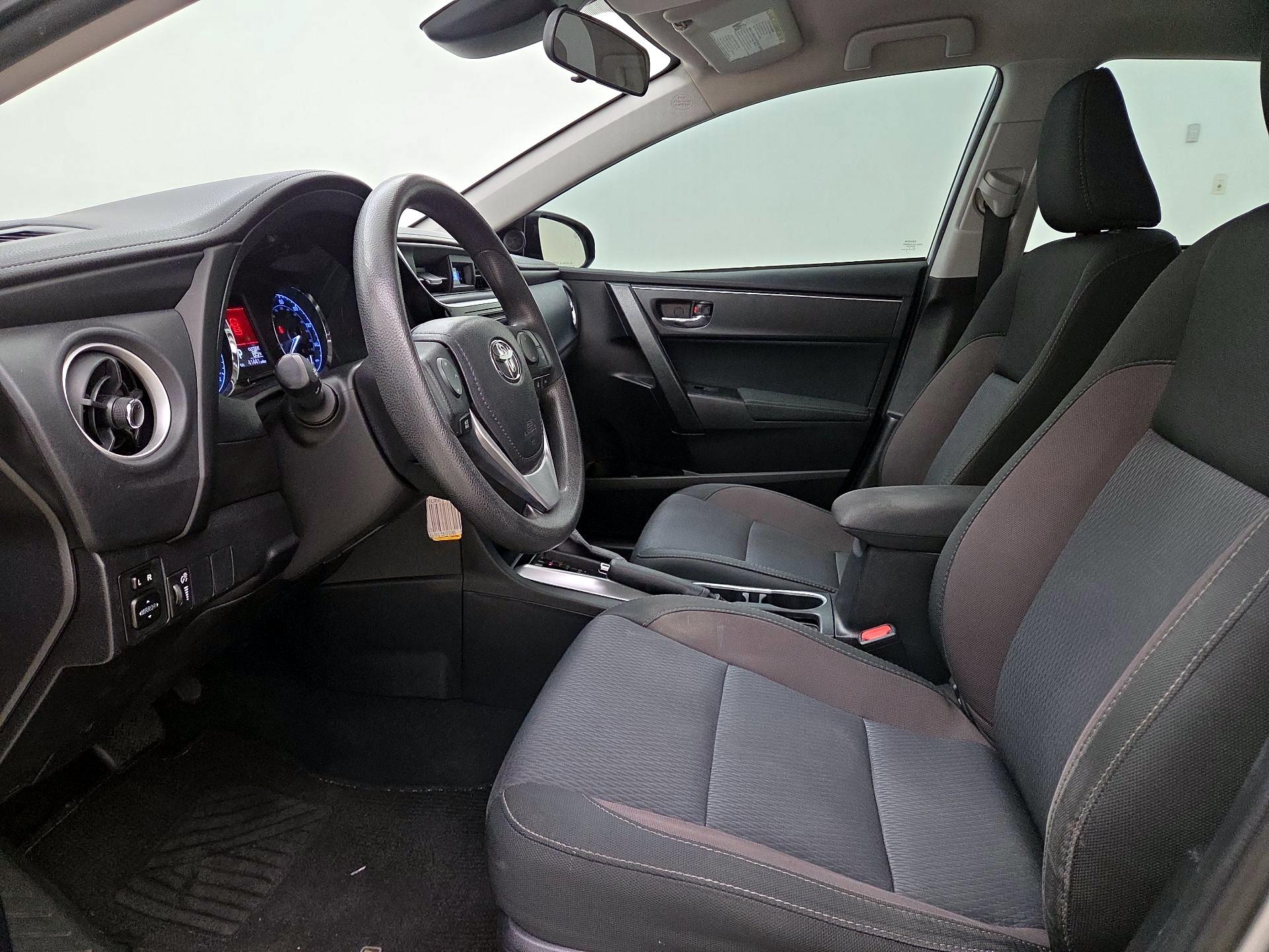 Thumbnail: 2017 Toyota Corolla - 11