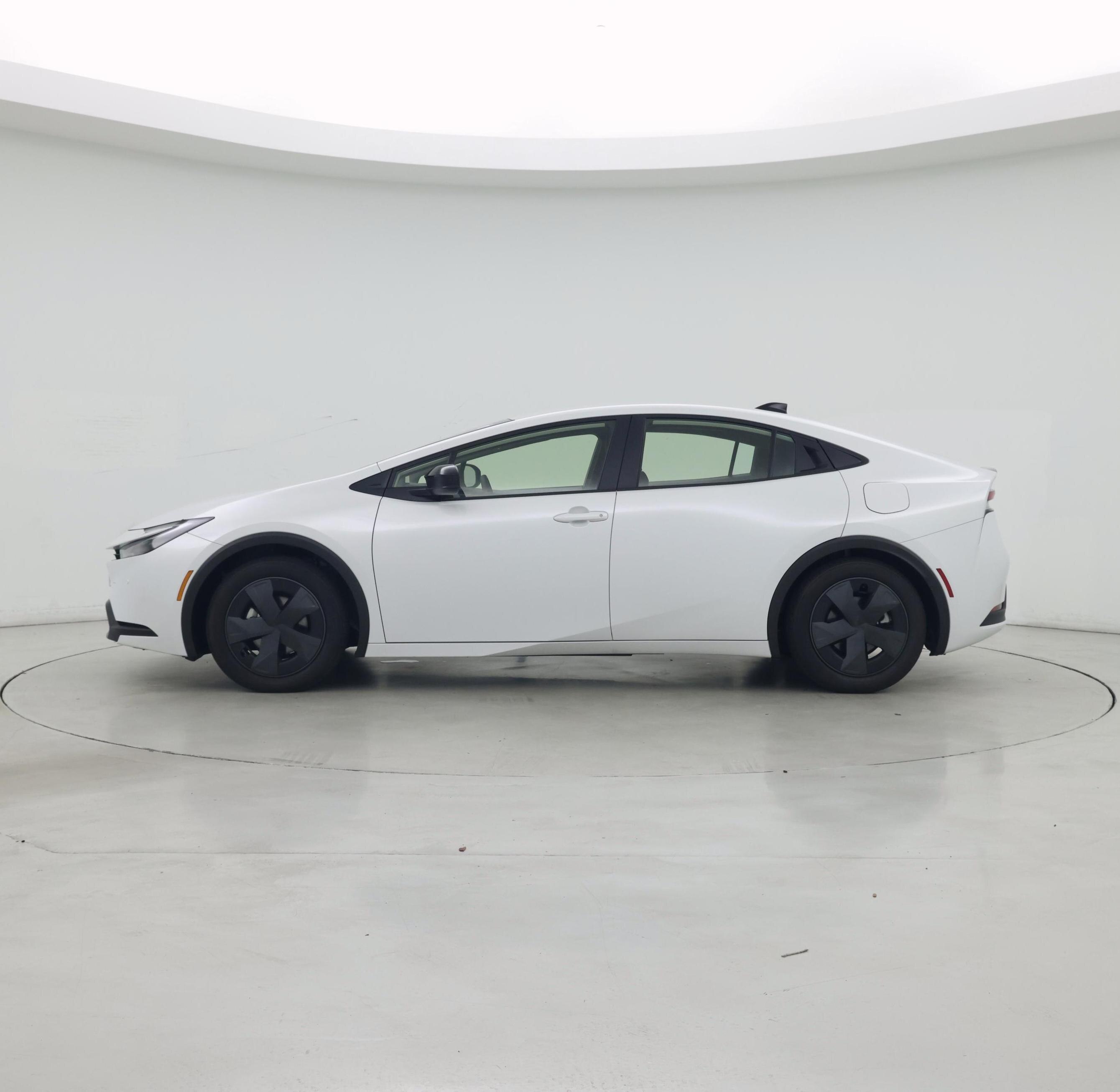 Thumbnail: 2026 Toyota Prius - 3
