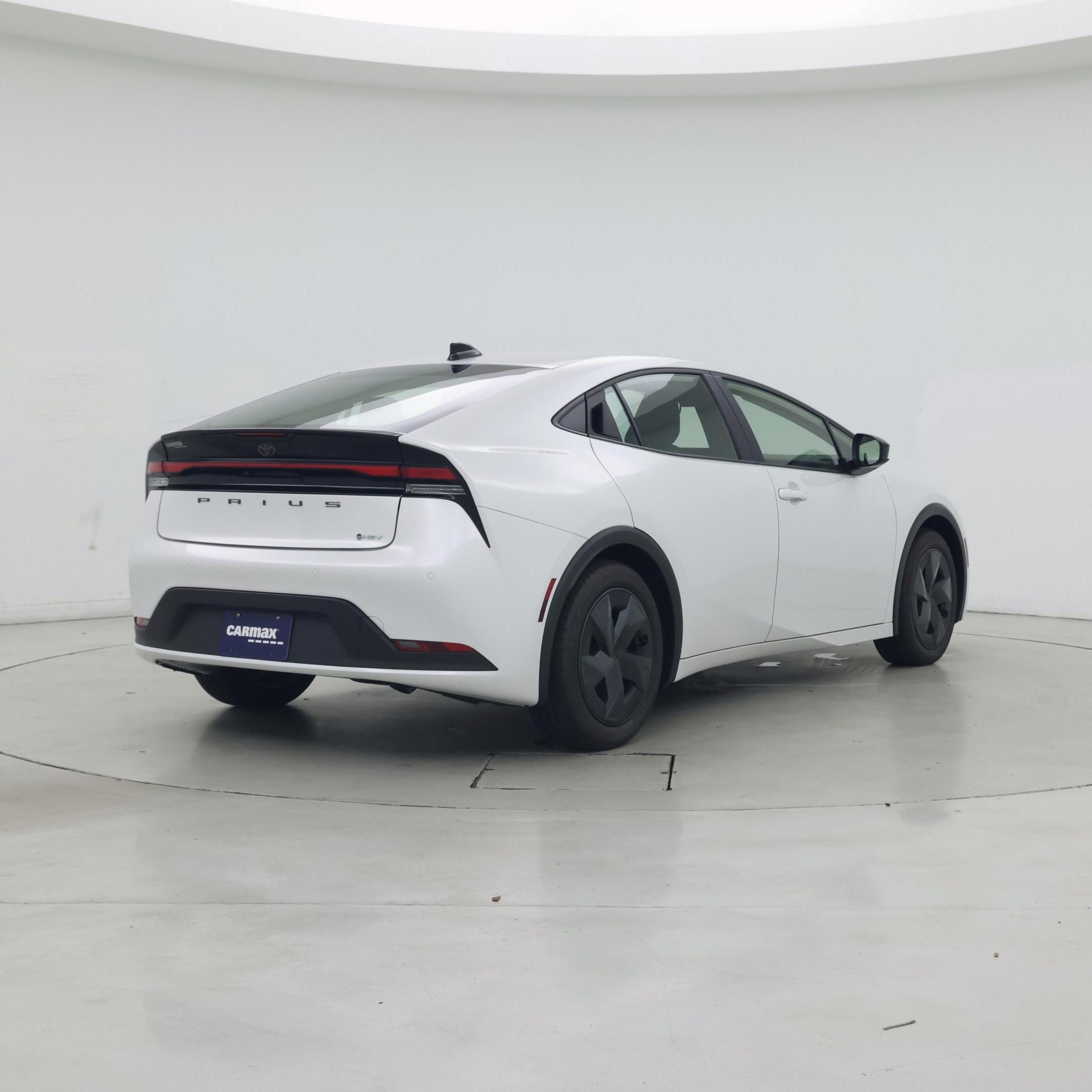 Thumbnail: 2026 Toyota Prius - 8