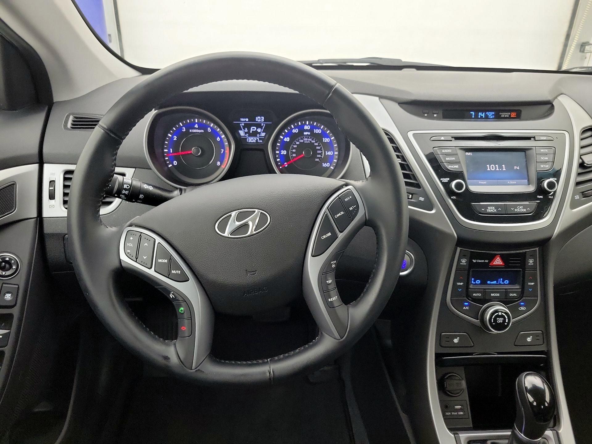 Thumbnail: 2016 Hyundai Elantra - 10