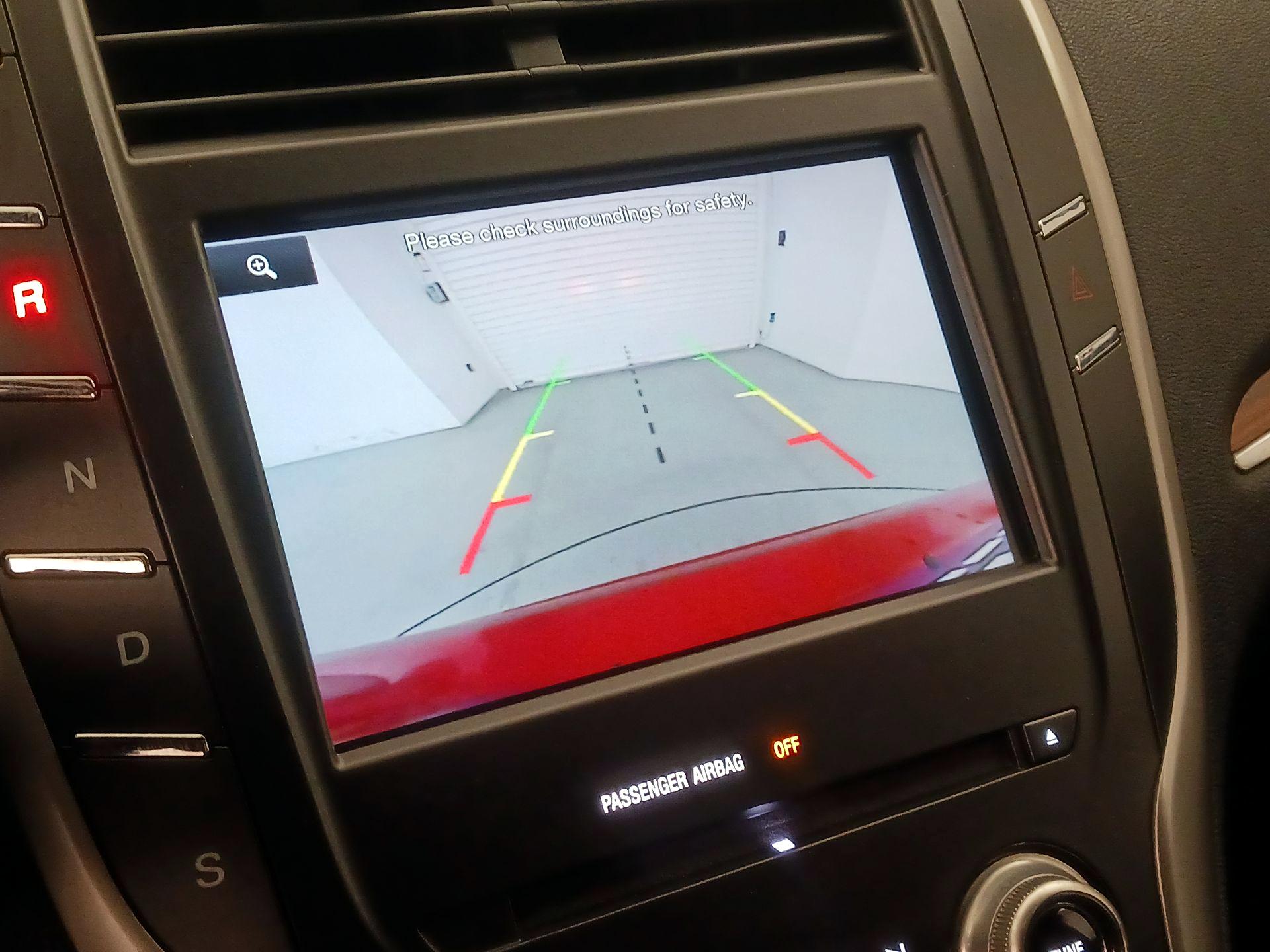 Thumbnail: 2015 Lincoln MKC - 15