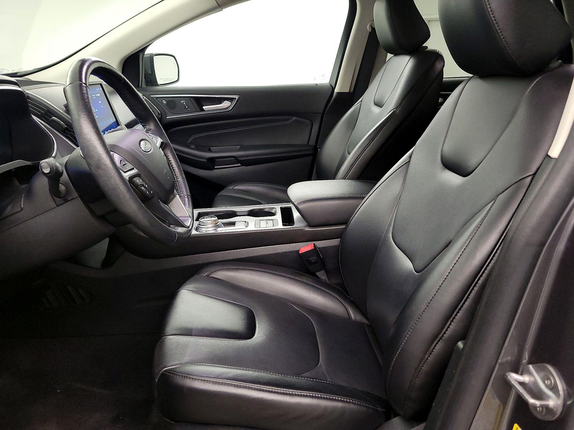 Thumbnail: 2021 Ford Edge - 11