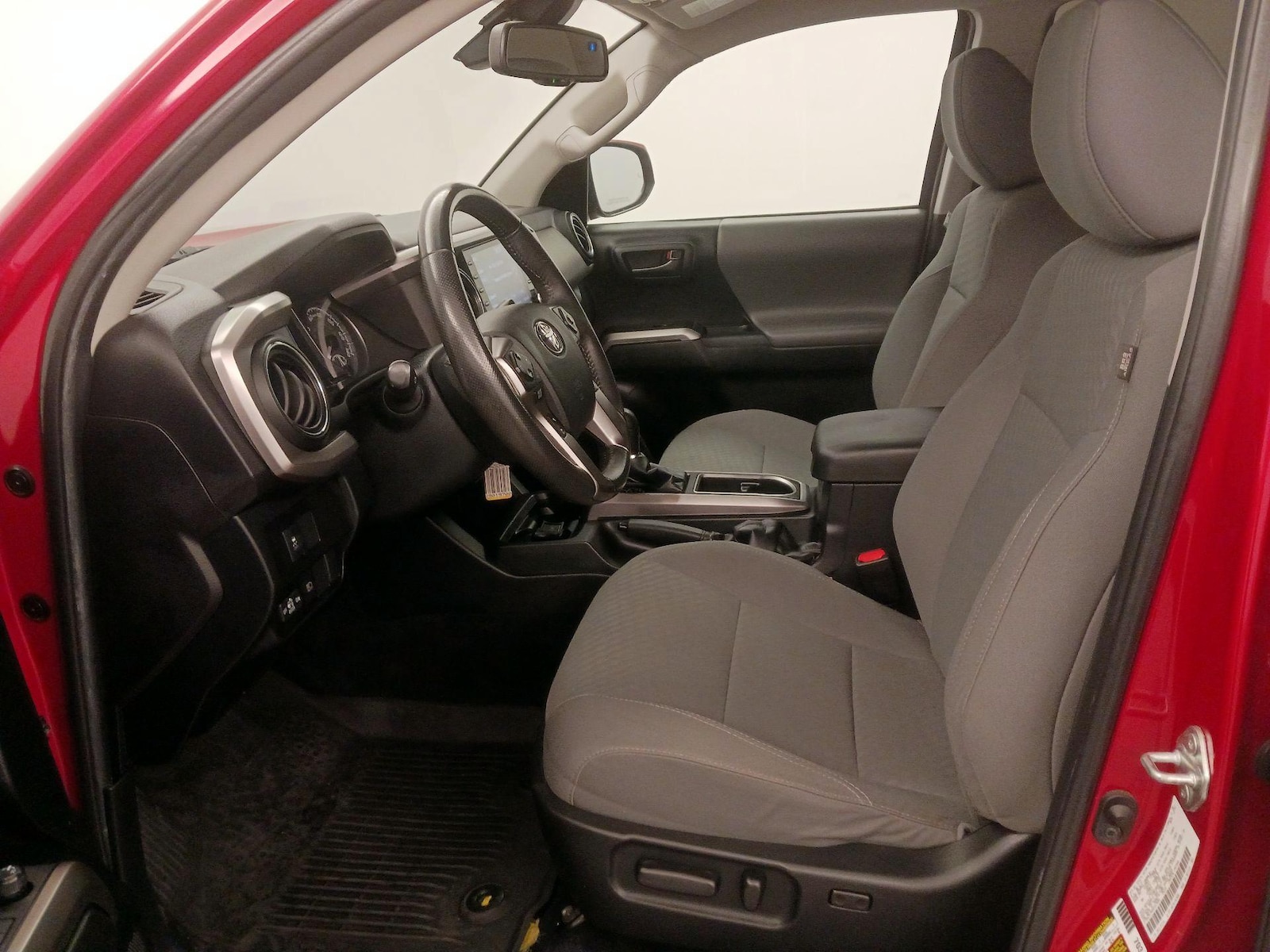2022 Toyota Tacoma SR5 - Photo 12
