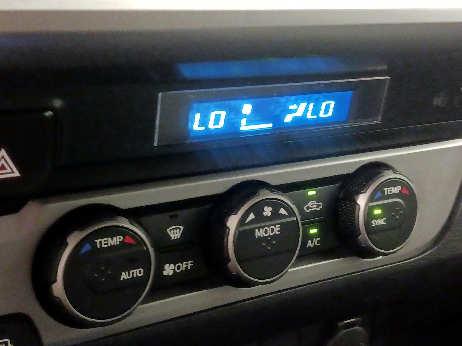 2022 Toyota Tacoma SR5 - Photo 17