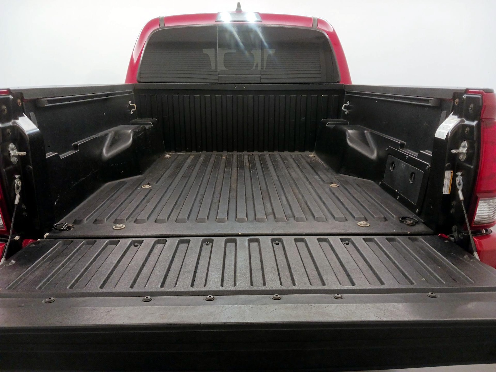 2022 Toyota Tacoma SR5 - Photo 21