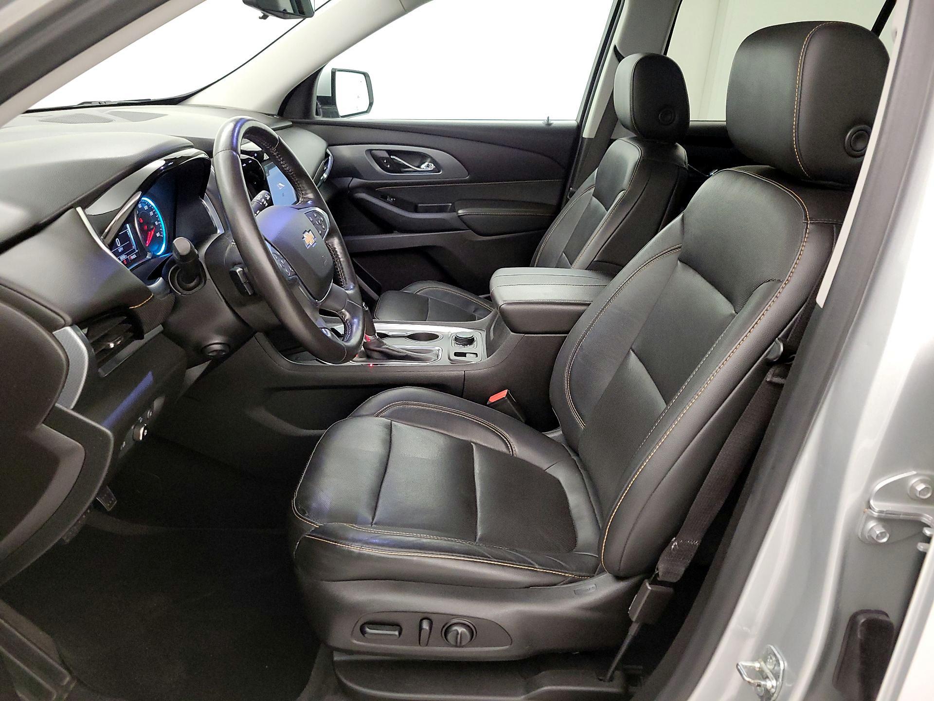 Thumbnail: 2019 Chevrolet Traverse - 11
