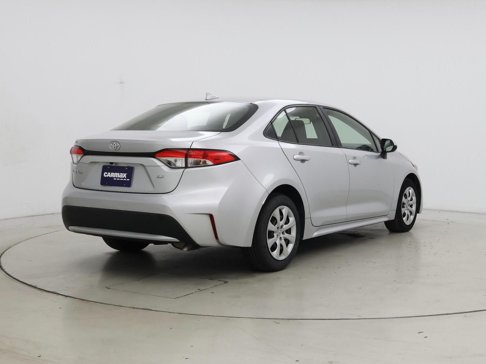 2022 Toyota Corolla LE - Photo 9