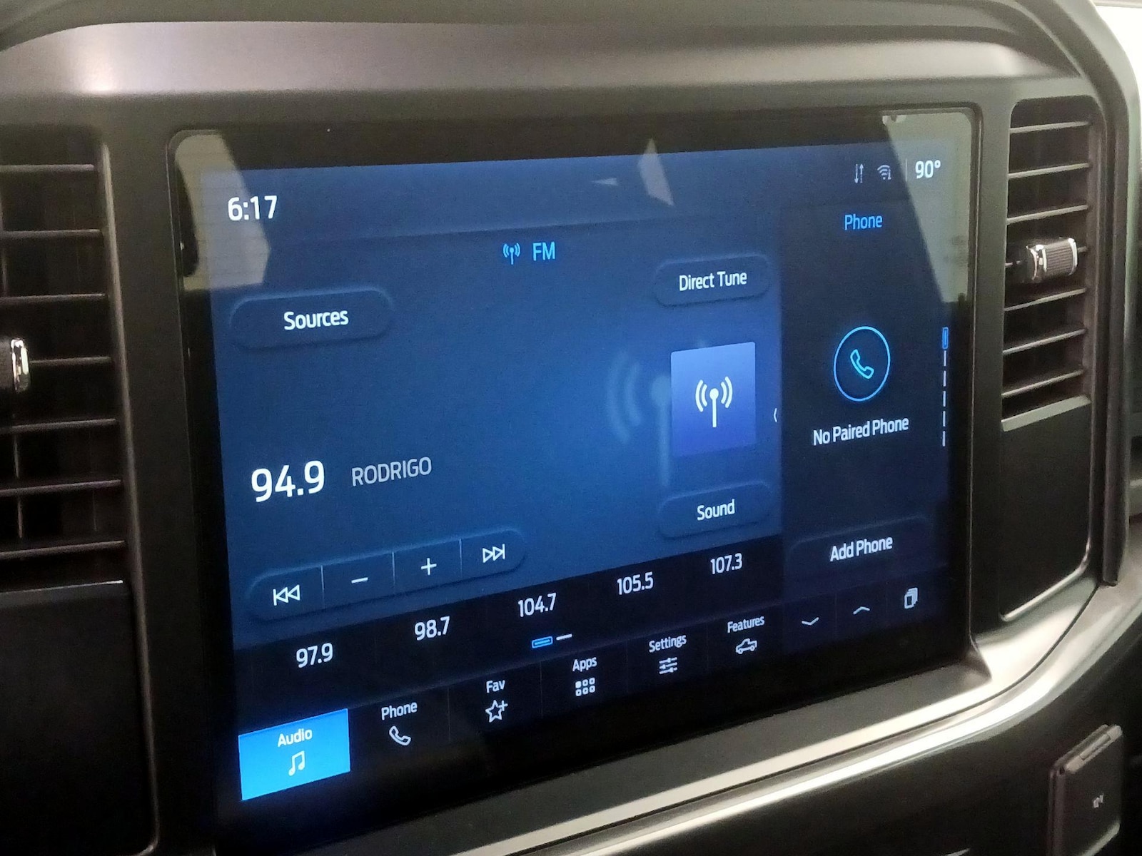2025 Ford F-150 STX - Photo 16