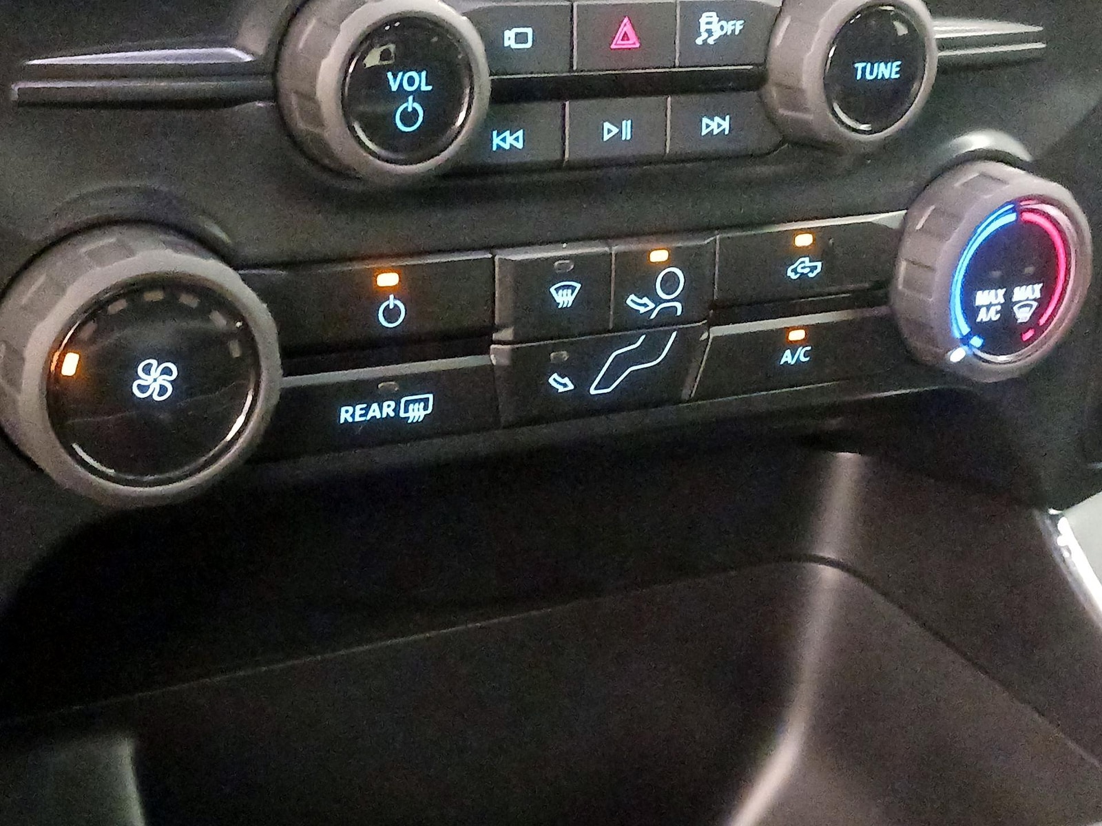 2025 Ford F-150 STX - Photo 17