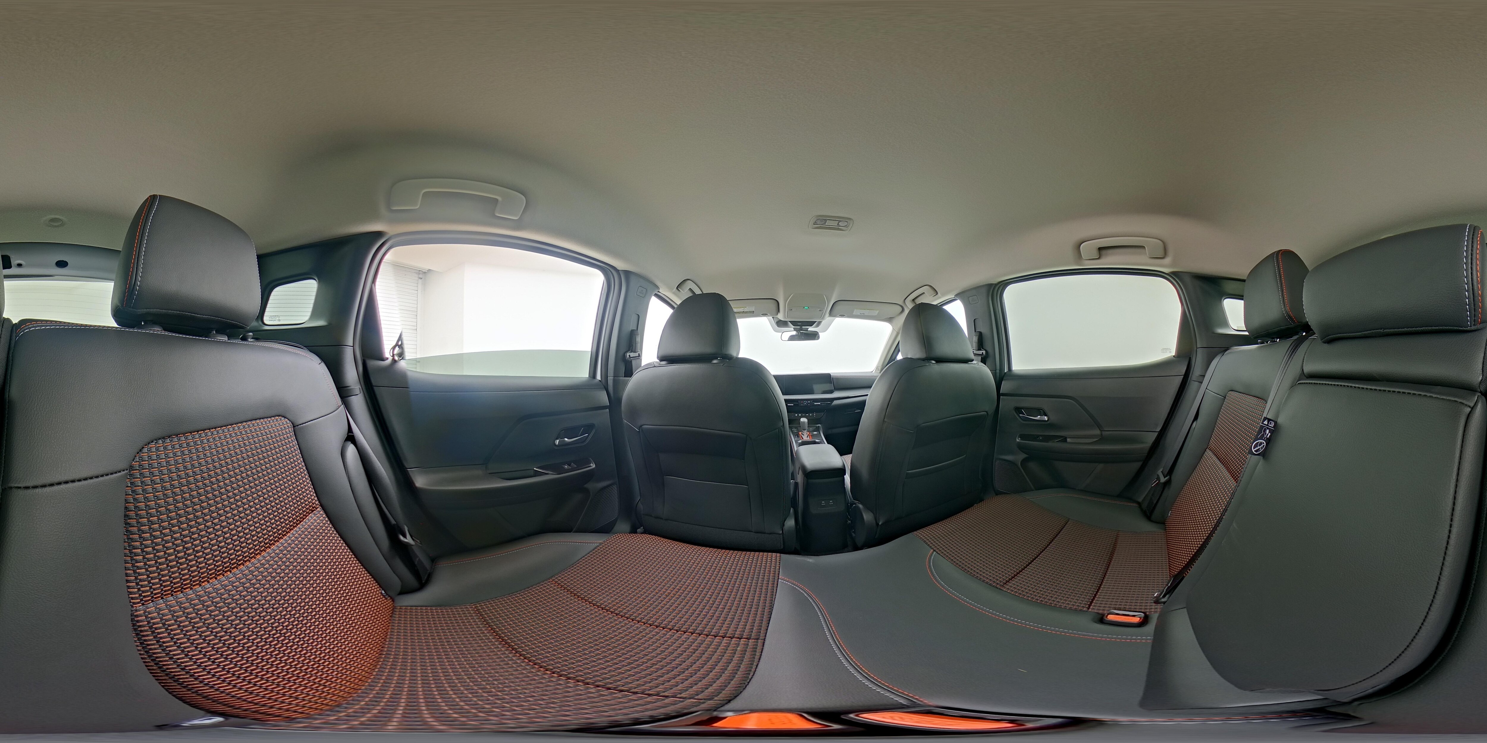 2026 Nissan KICKS SR - Photo 24