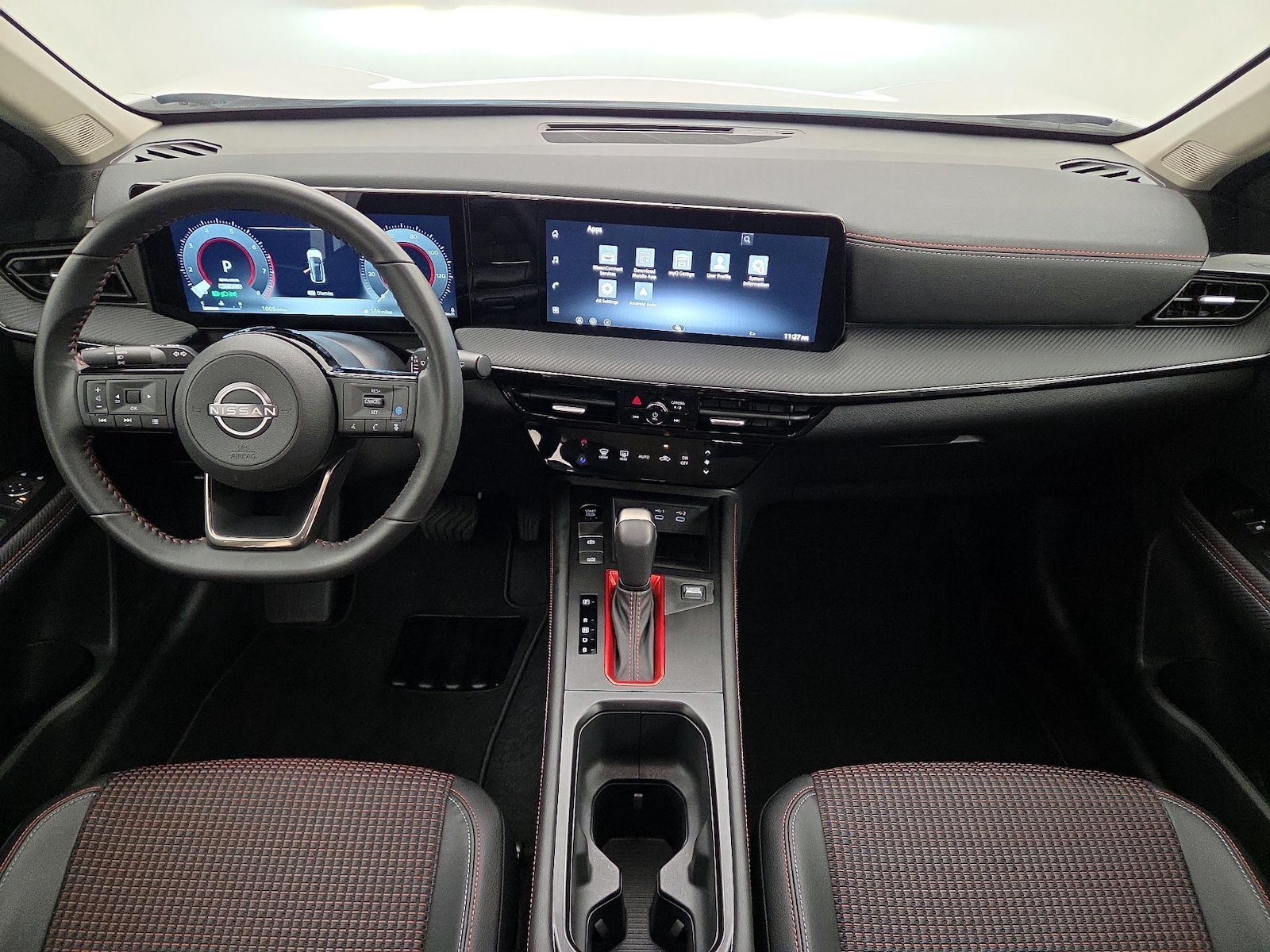 2026 Nissan KICKS SR - Photo 10