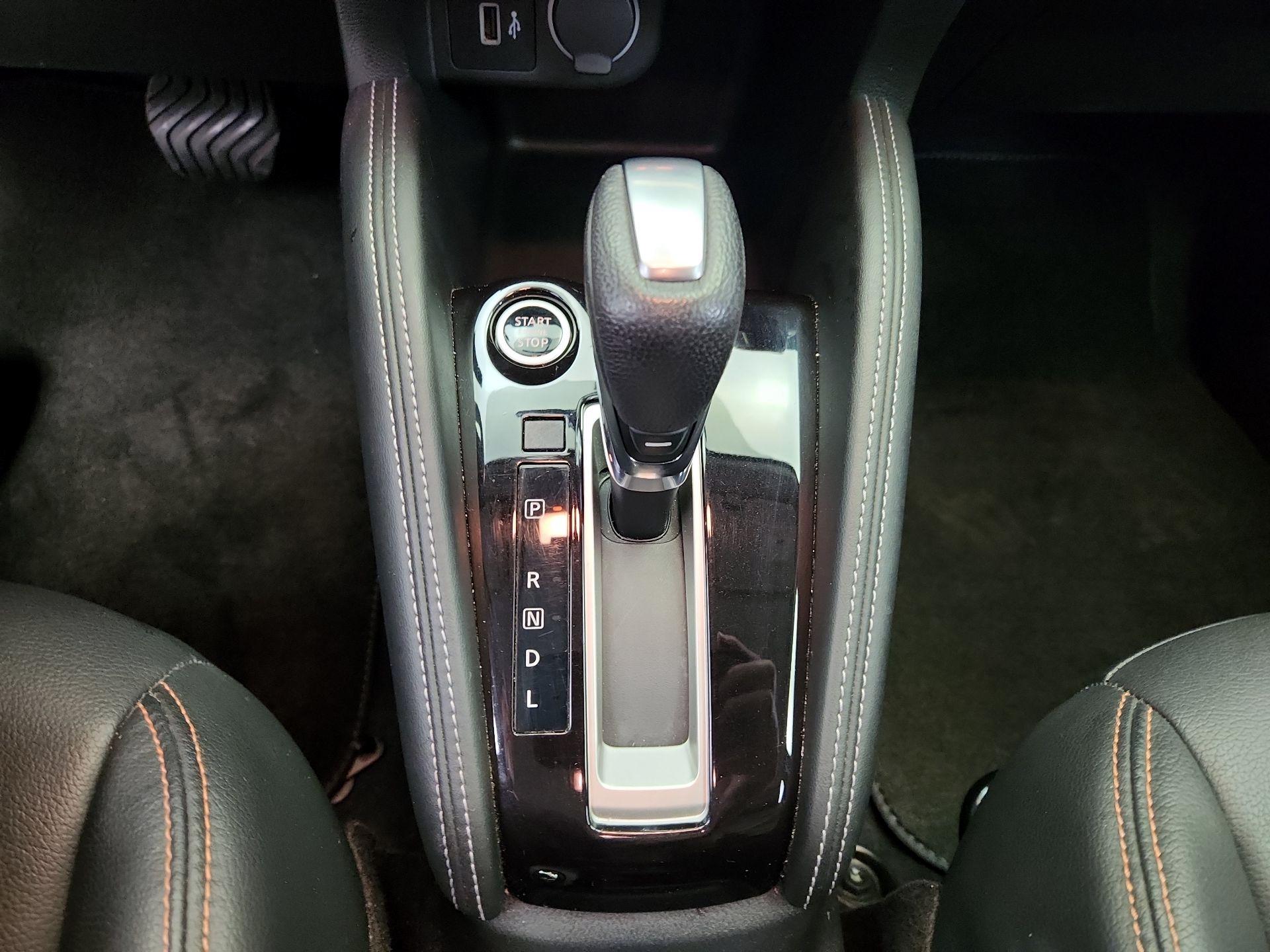 Thumbnail: 2019 Nissan Kicks - 17