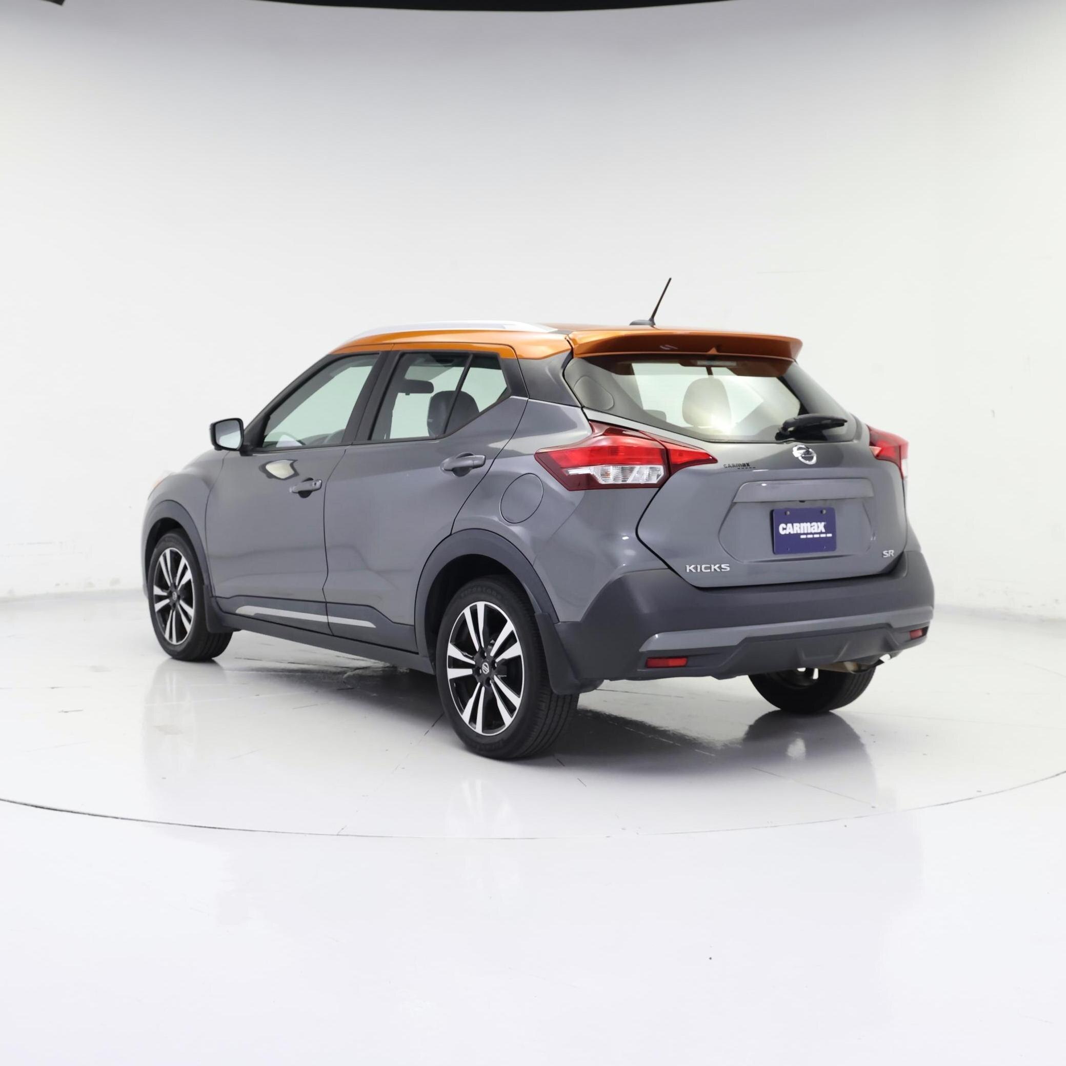 Thumbnail: 2019 Nissan Kicks - 2