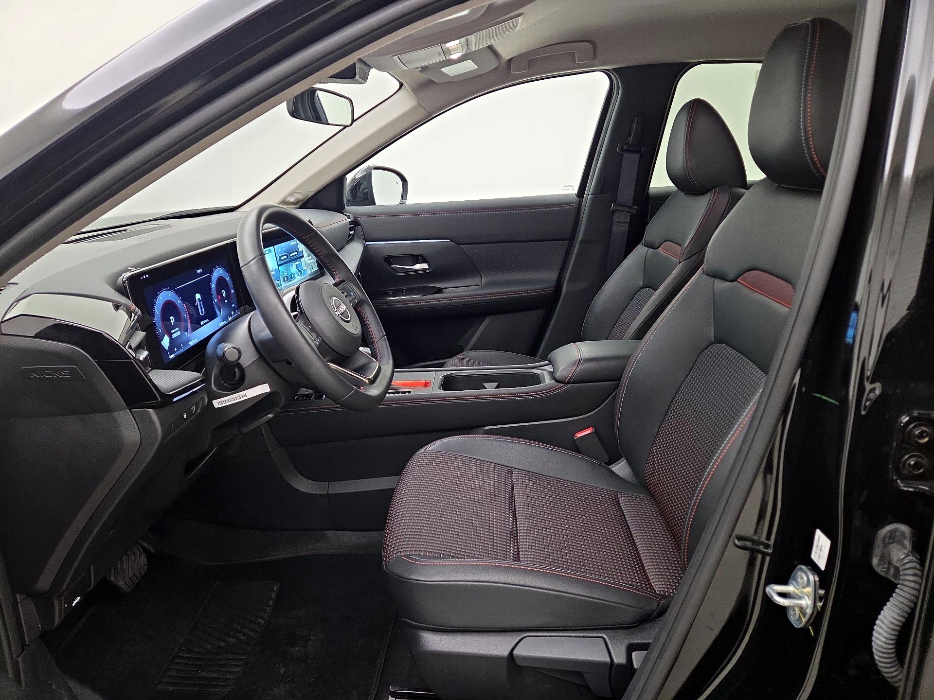 Thumbnail: 2025 Nissan Kicks - 11