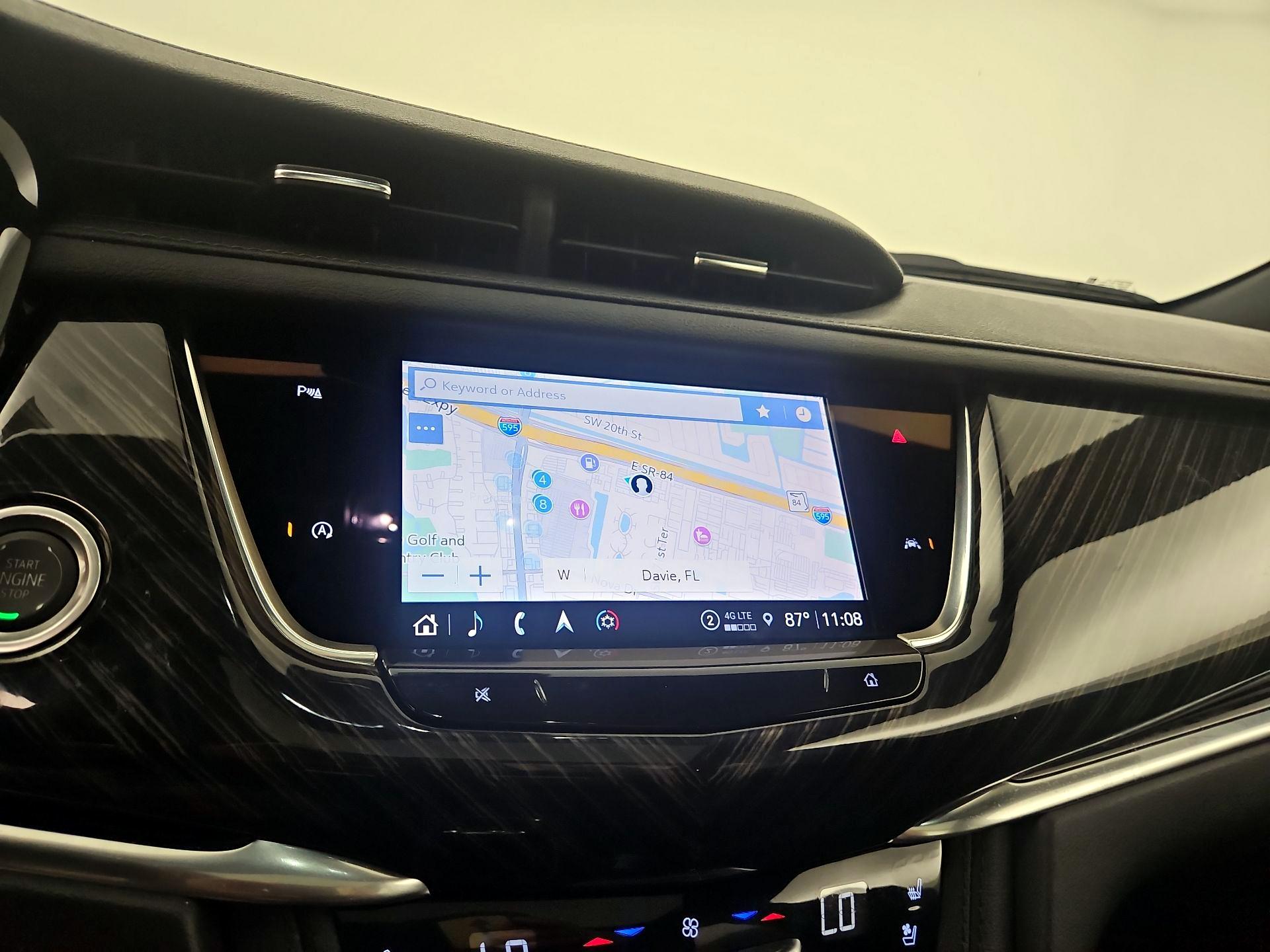 Thumbnail: 2024 Cadillac XT6 - 12