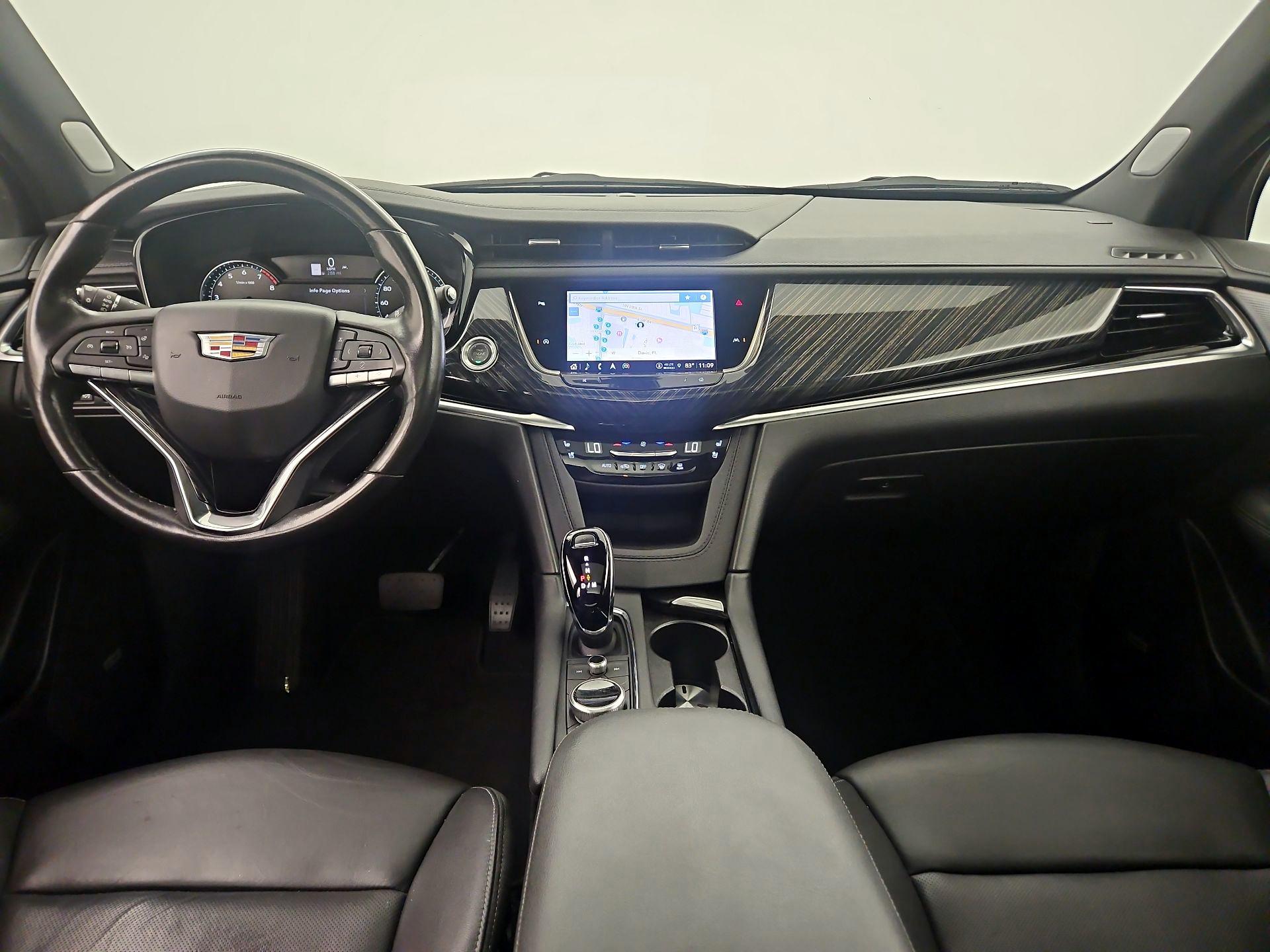 Thumbnail: 2024 Cadillac XT6 - 8