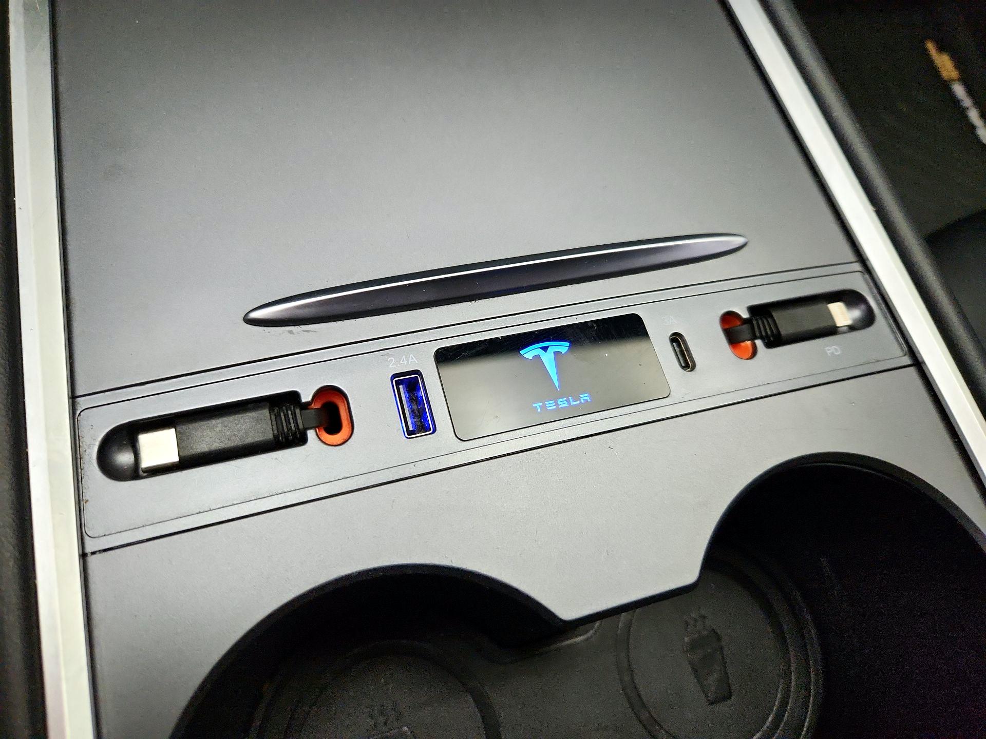 Thumbnail: 2023 Tesla Model 3 - 18