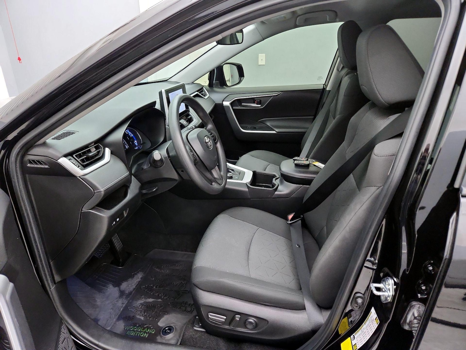 Power Seat(s) & Side Airbags