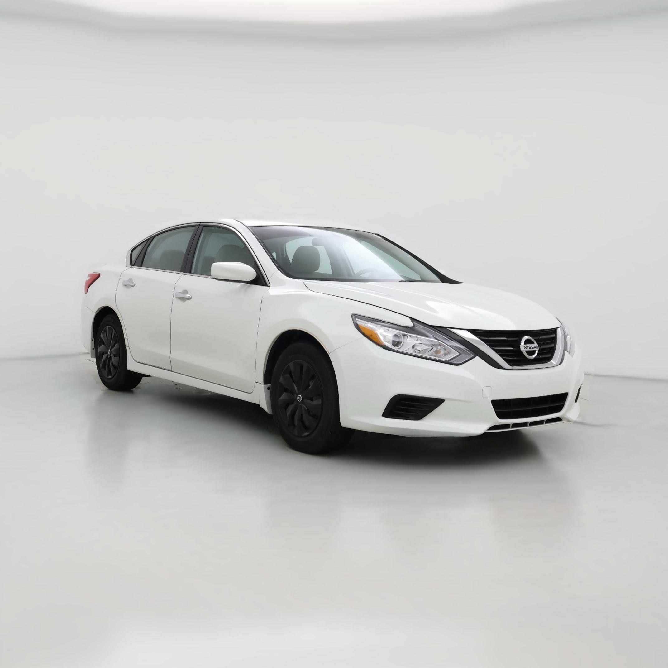 Thumbnail: 2017 Nissan Altima - 1