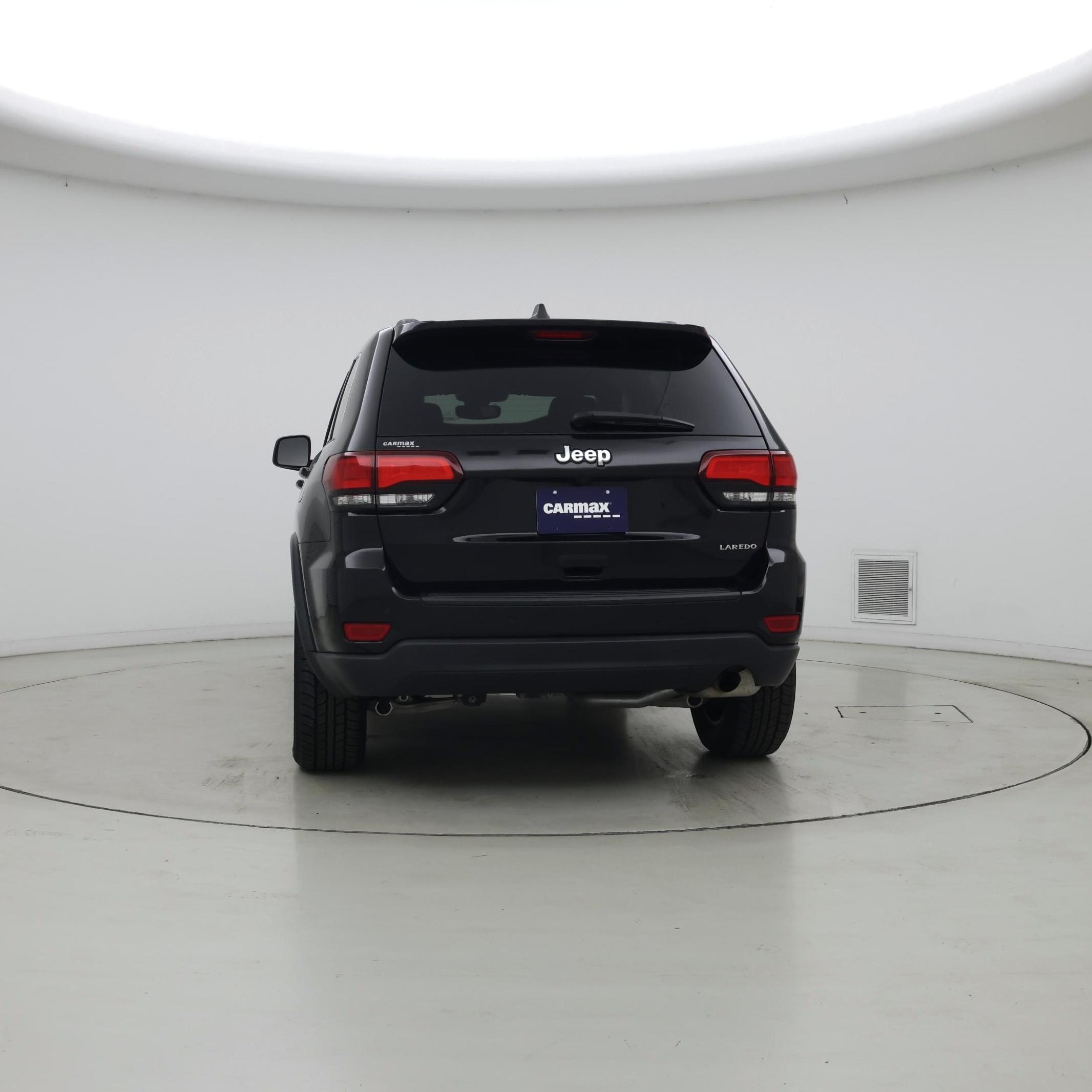 Thumbnail: 2020 Jeep Grand Cherokee - 6