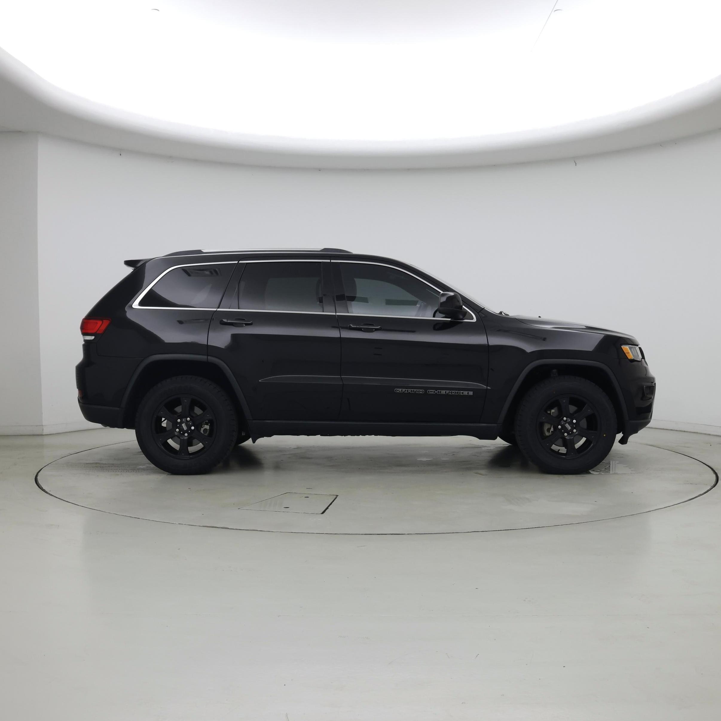Thumbnail: 2020 Jeep Grand Cherokee - 7