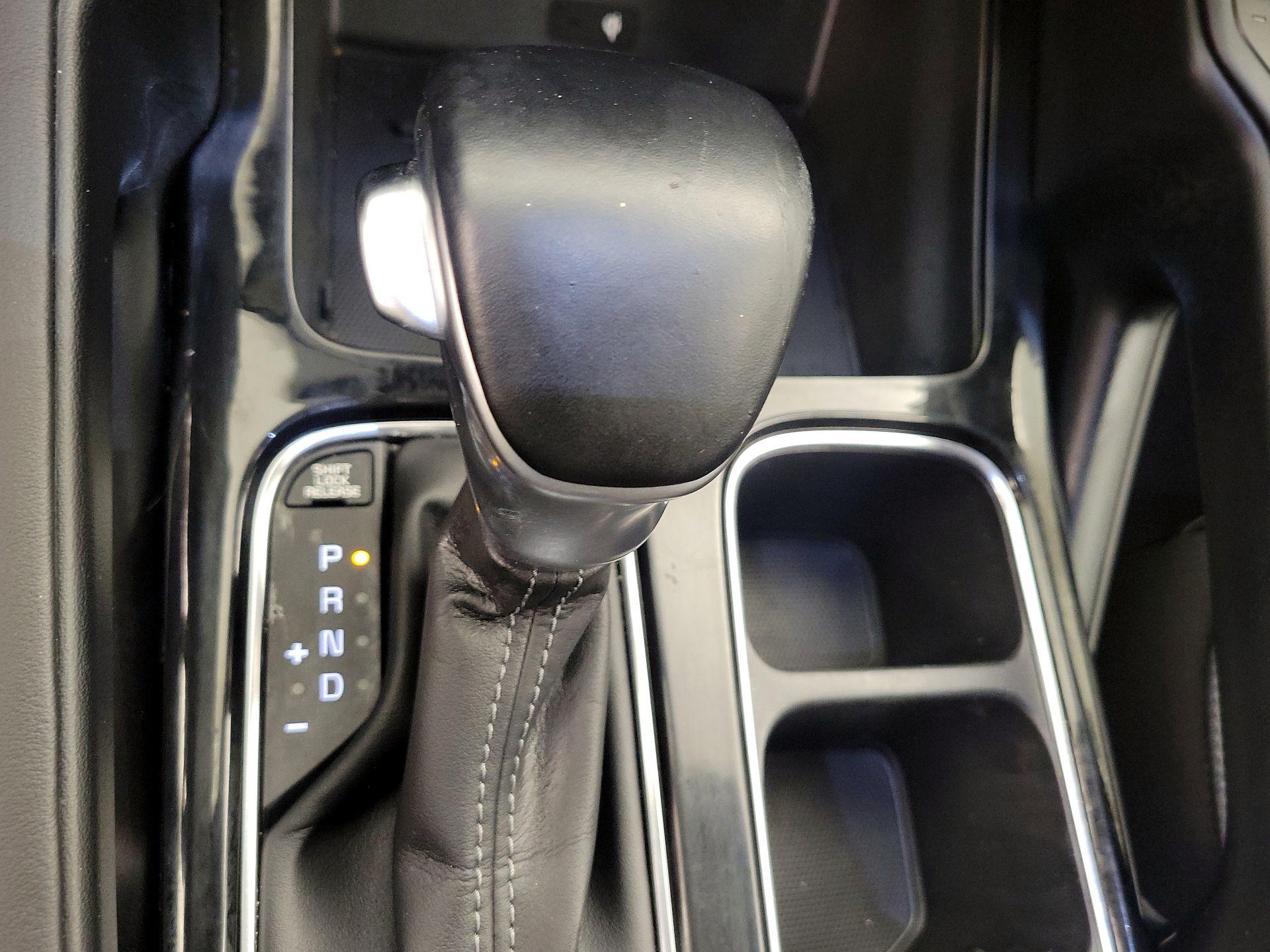 Thumbnail: 2022 Kia Telluride - 18