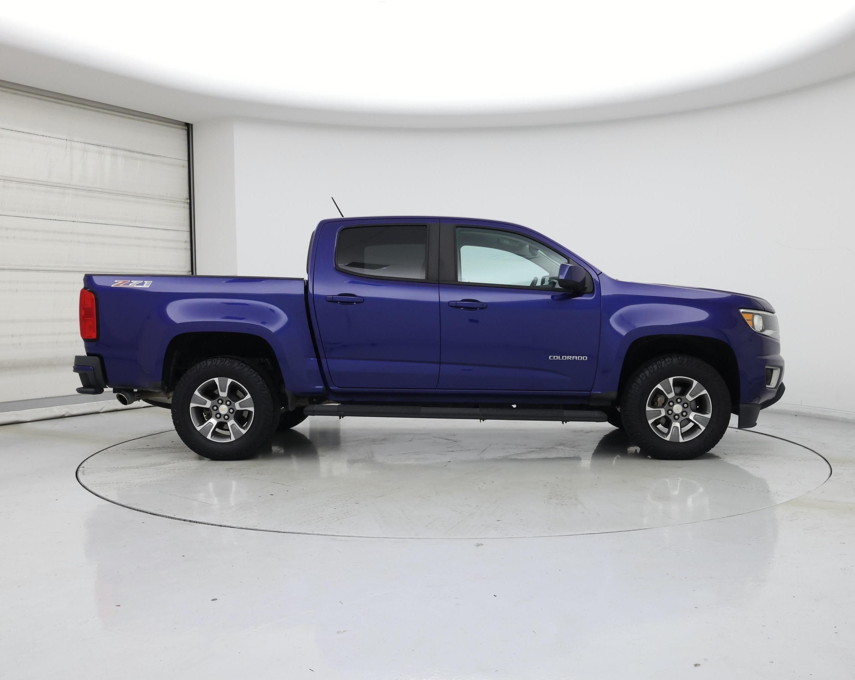 Thumbnail: 2017 Chevrolet Colorado - 7