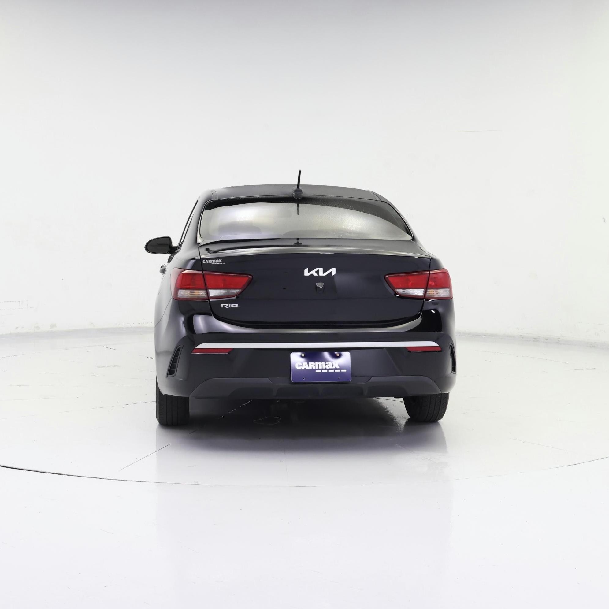 Thumbnail: 2022 Kia Rio - 6