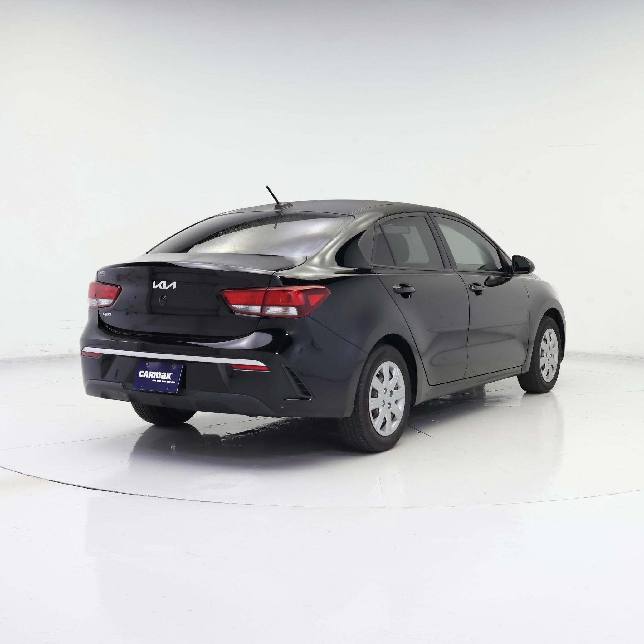 Thumbnail: 2022 Kia Rio - 8