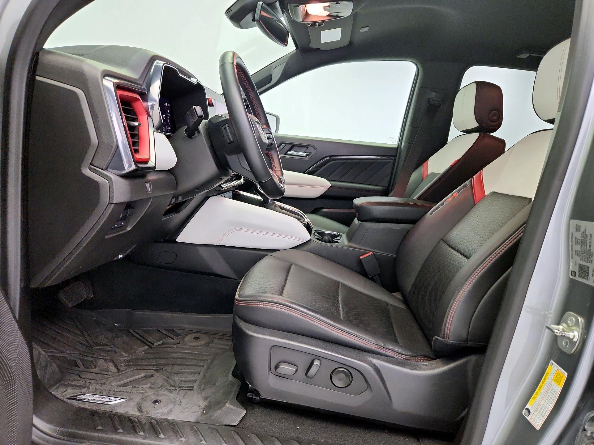 Thumbnail: 2024 GMC Canyon - 11