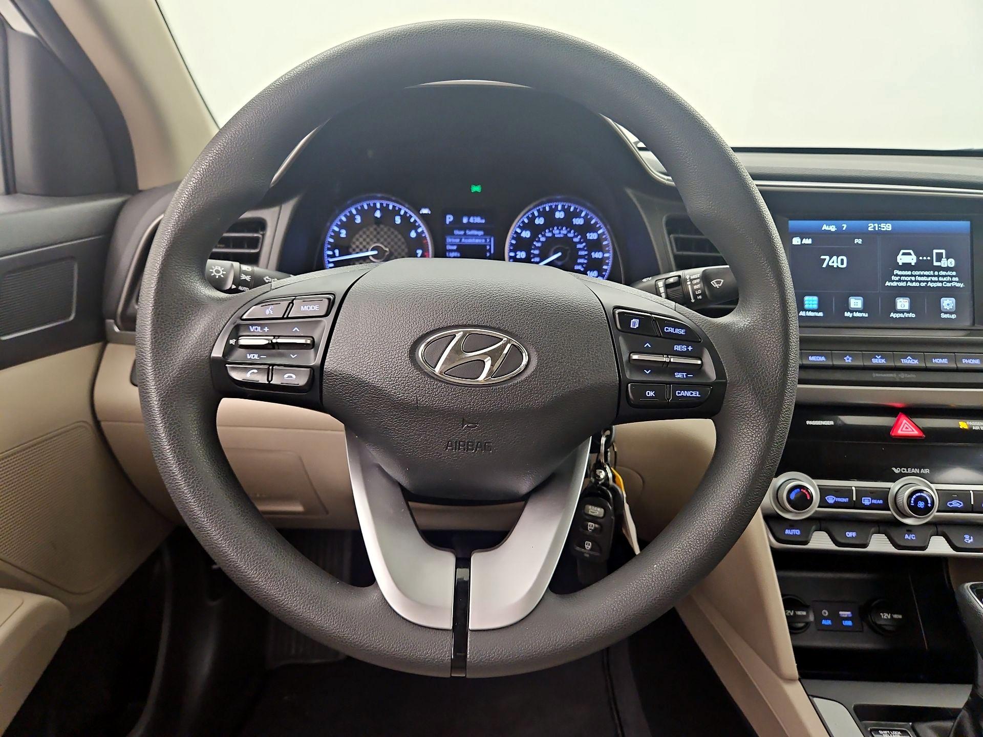 Thumbnail: 2020 Hyundai Elantra - 10