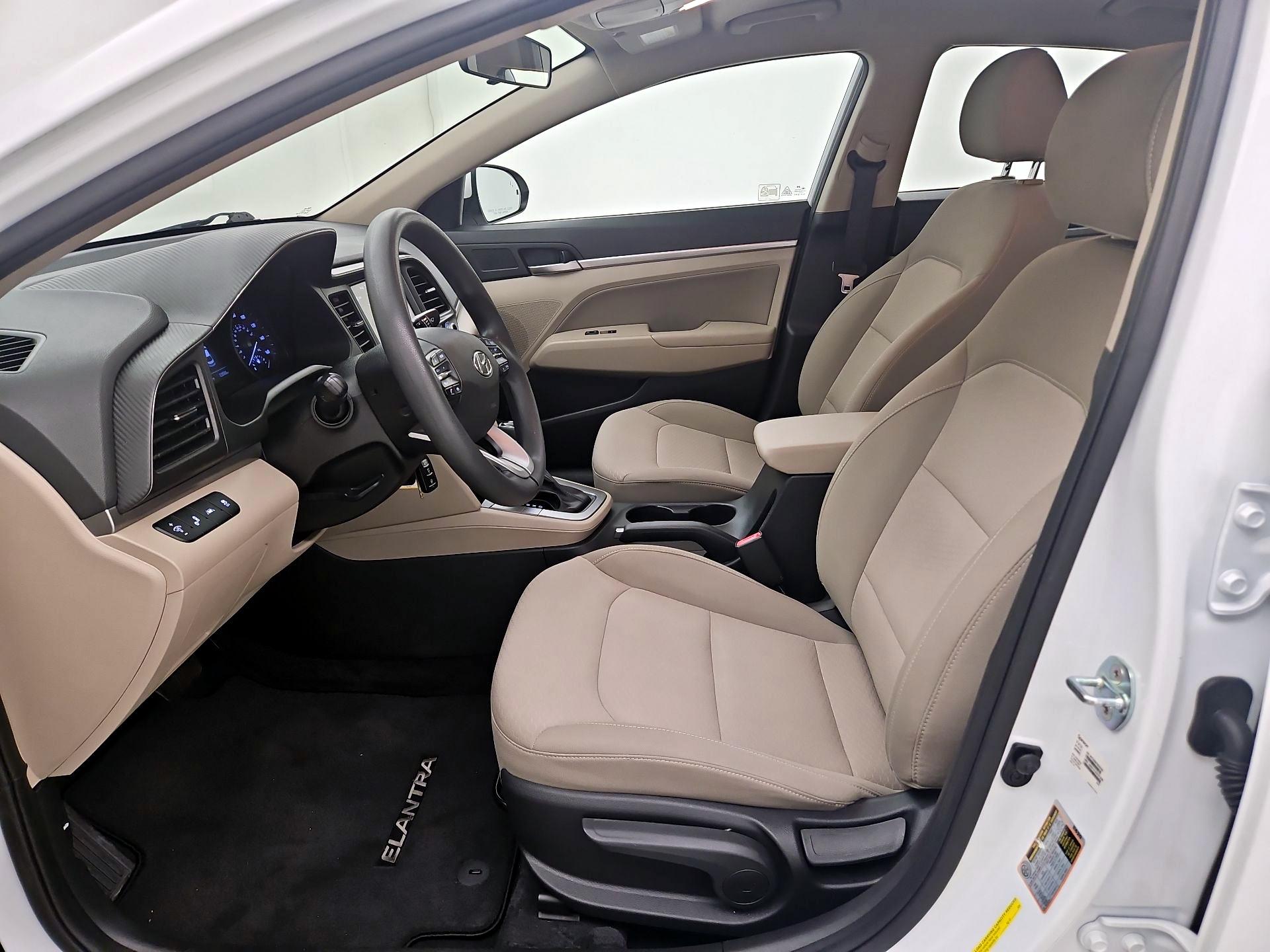 Thumbnail: 2020 Hyundai Elantra - 11