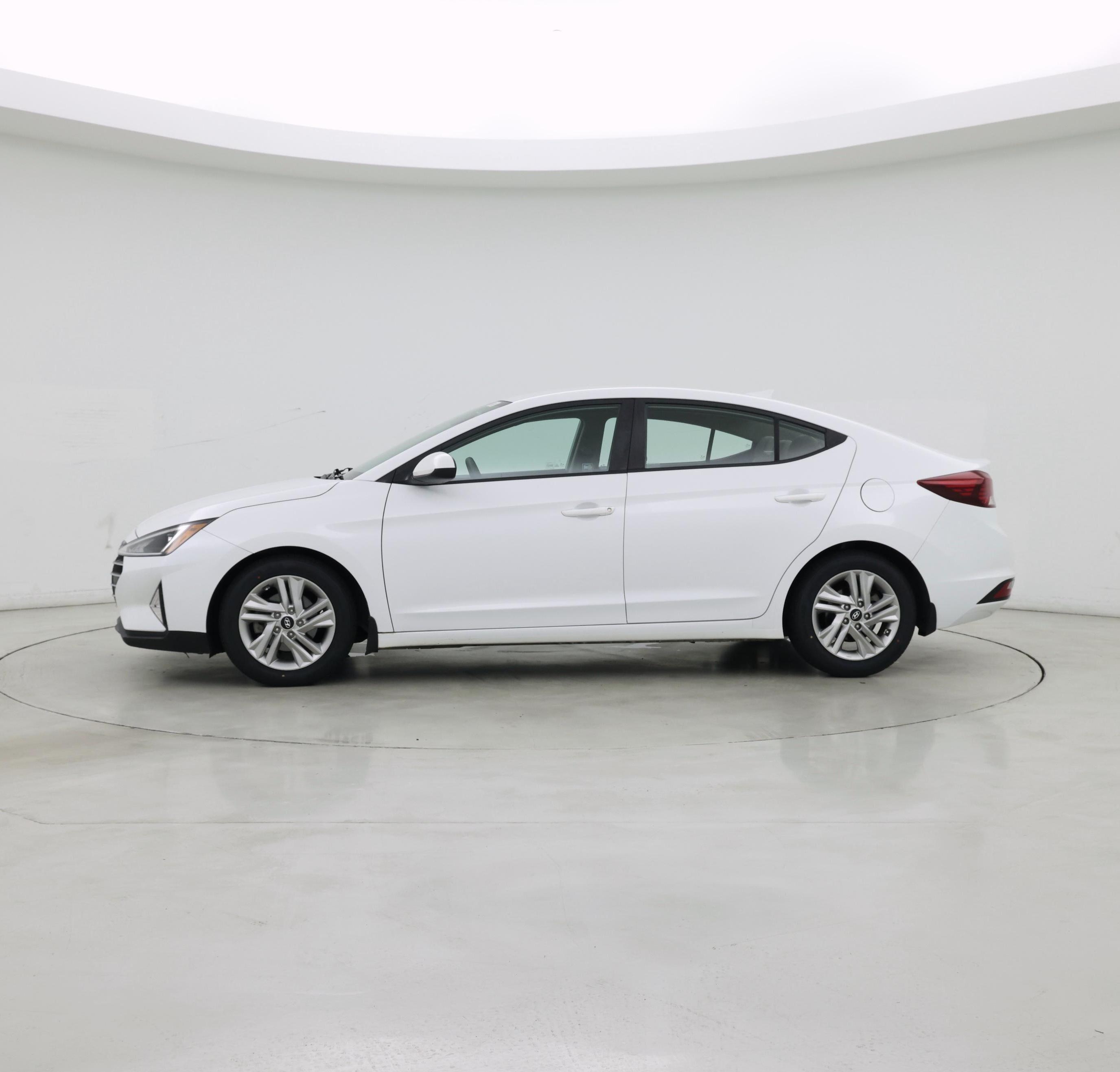 Thumbnail: 2020 Hyundai Elantra - 3