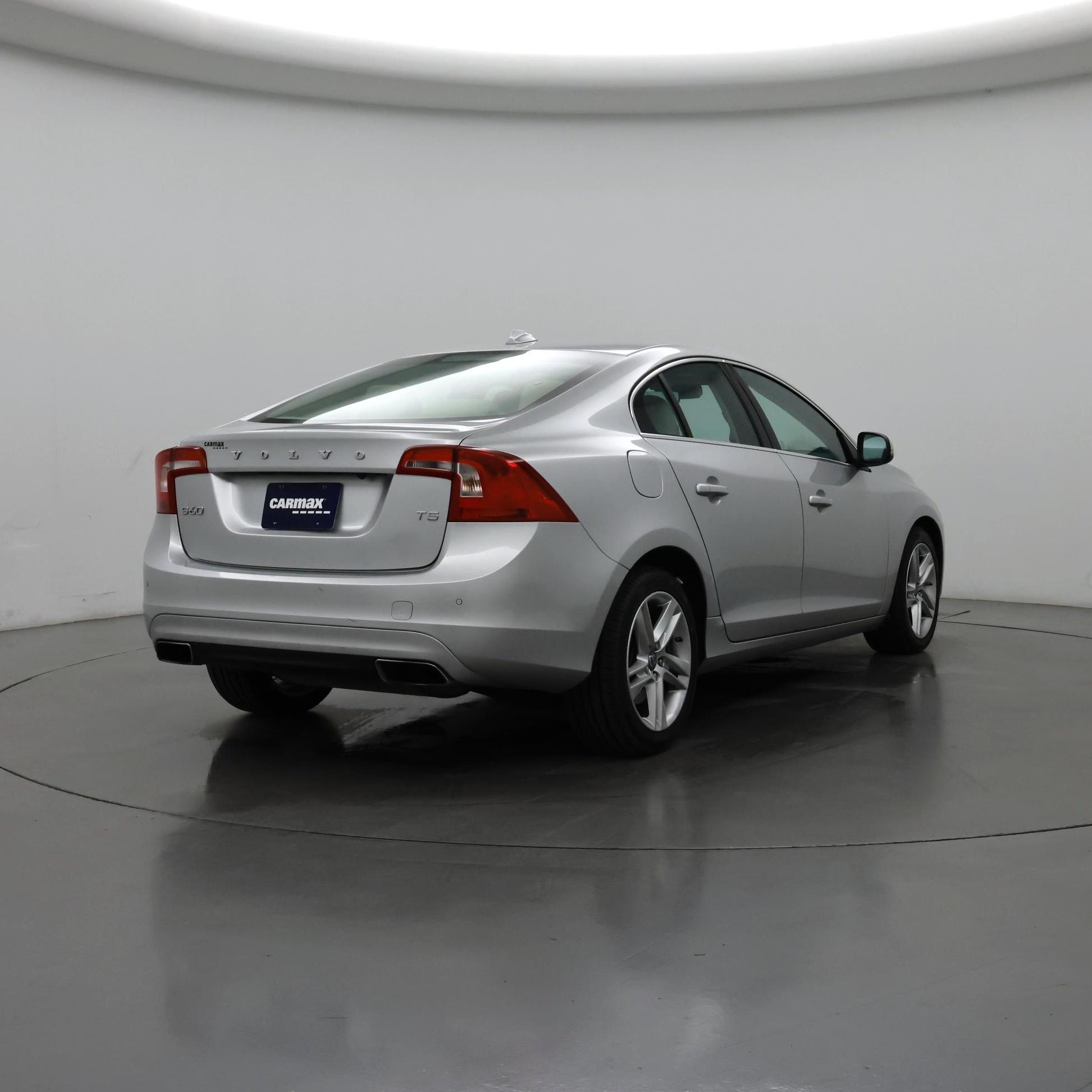 Thumbnail: 2015 Volvo S60 - 8