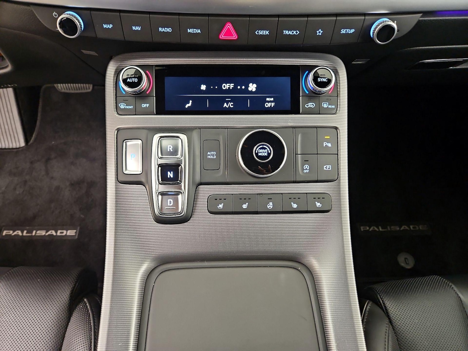 2025 Hyundai Palisade Calligraphy - Photo 17