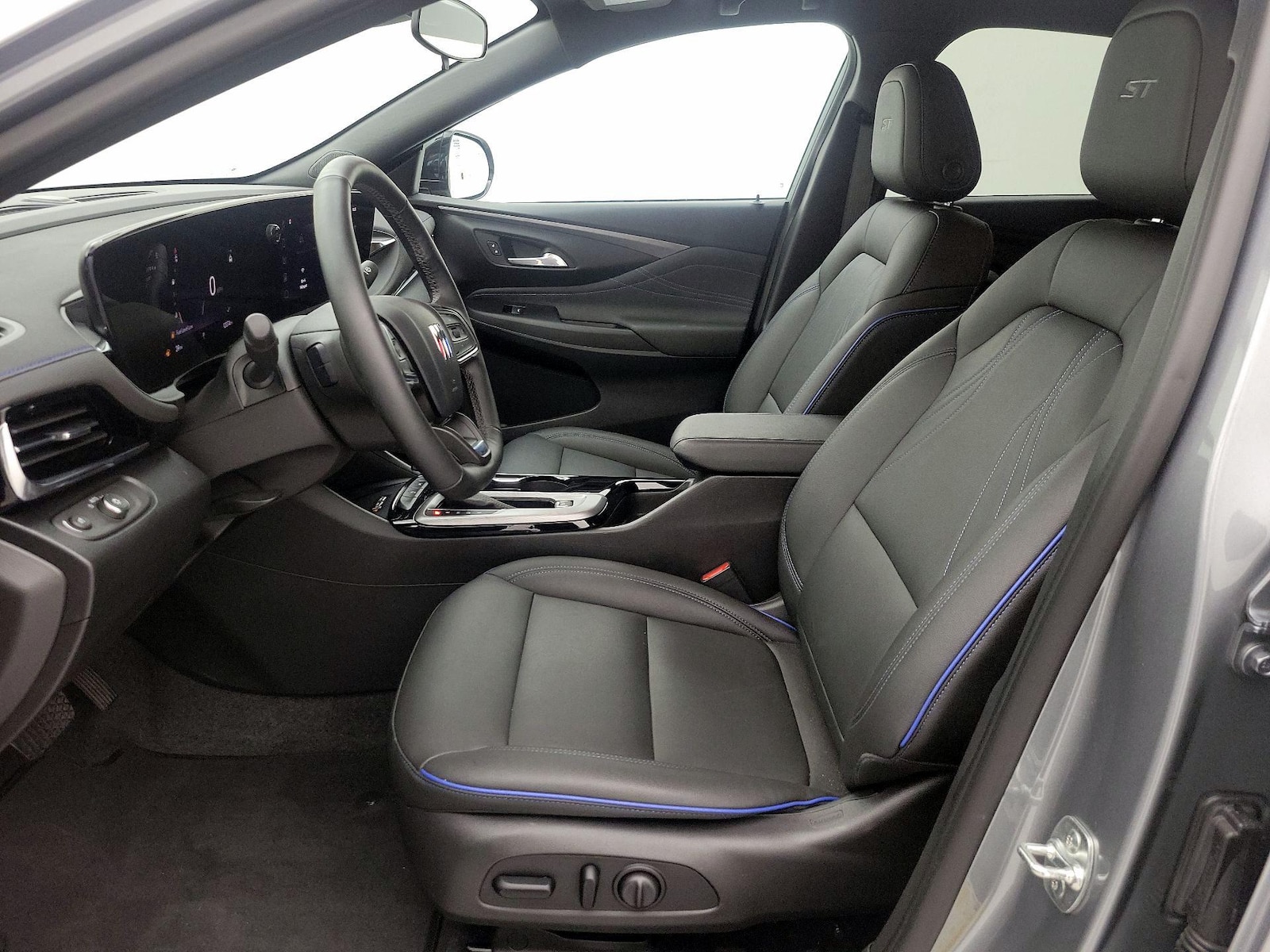 2025 Buick Envista Sport Touring - Photo 12
