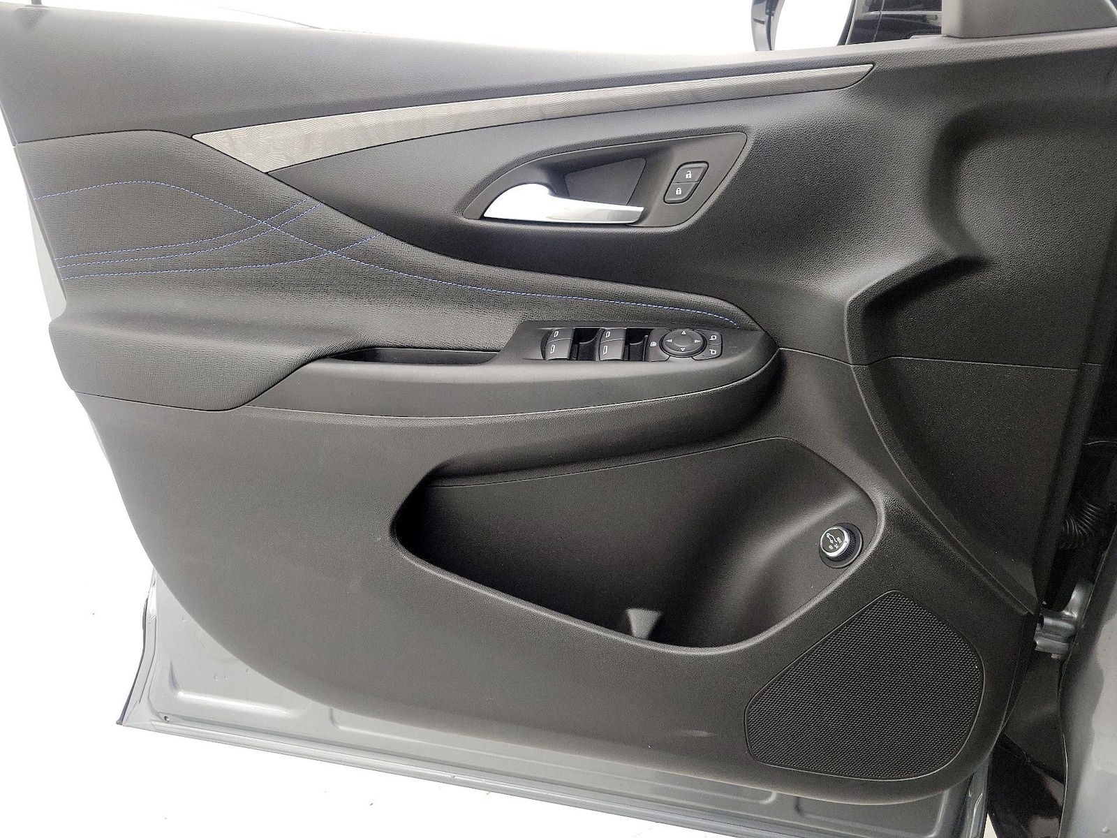 2025 Buick Envista Sport Touring - Photo 13