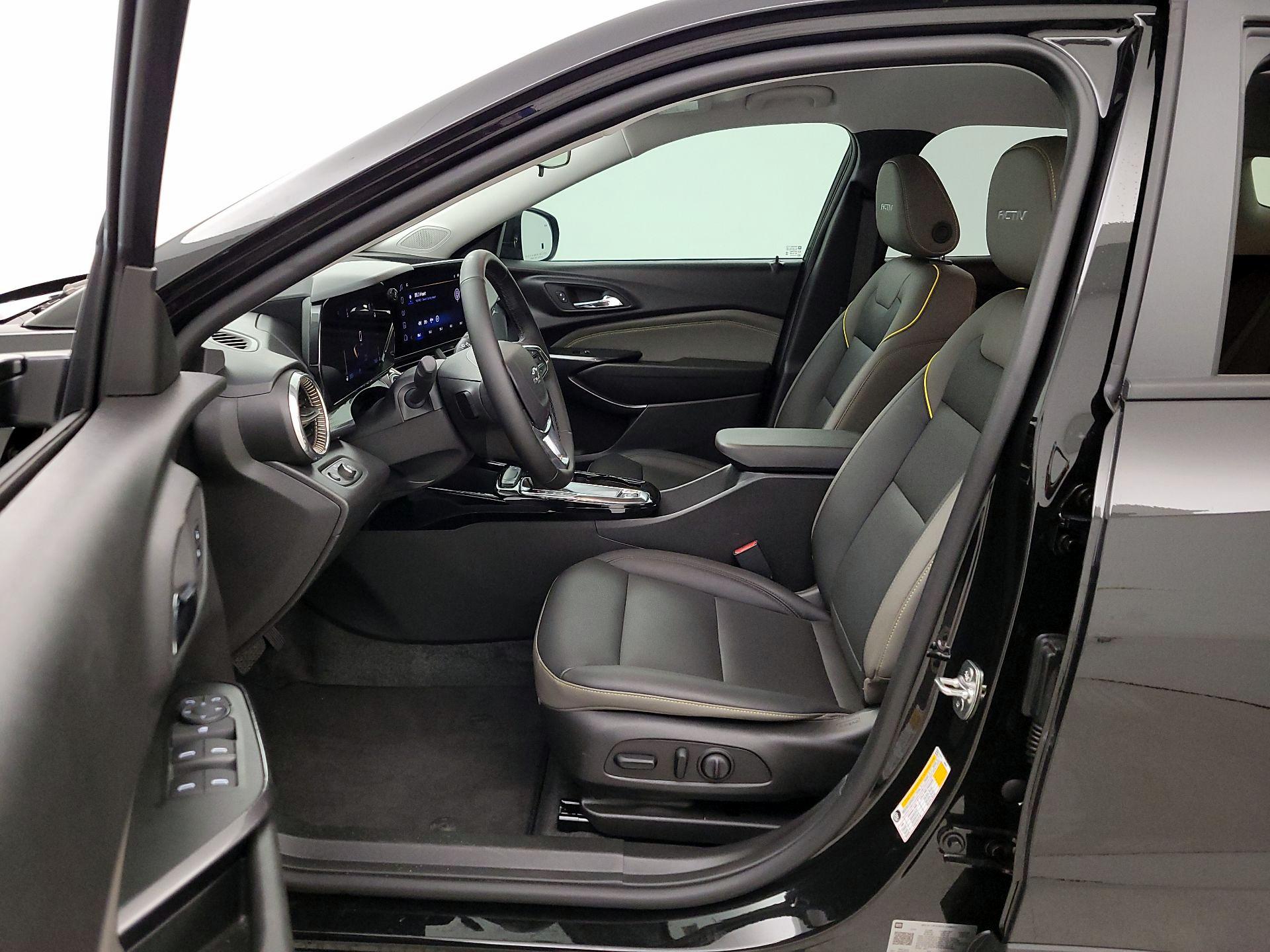Thumbnail: 2026 Chevrolet Trax - 11